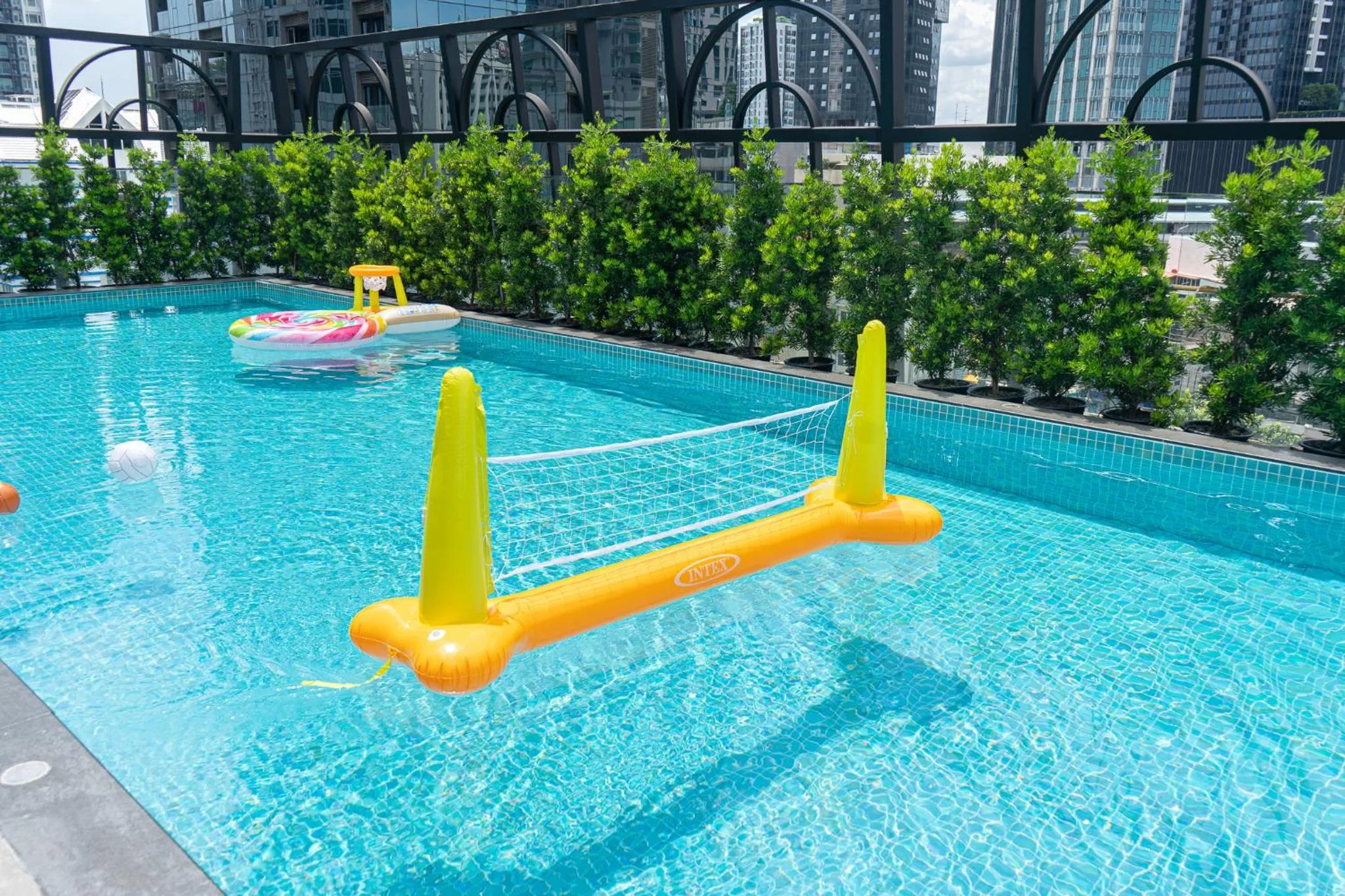 Swimming pool in The Salil Hotel Sukhumvit 57 - Thonglor