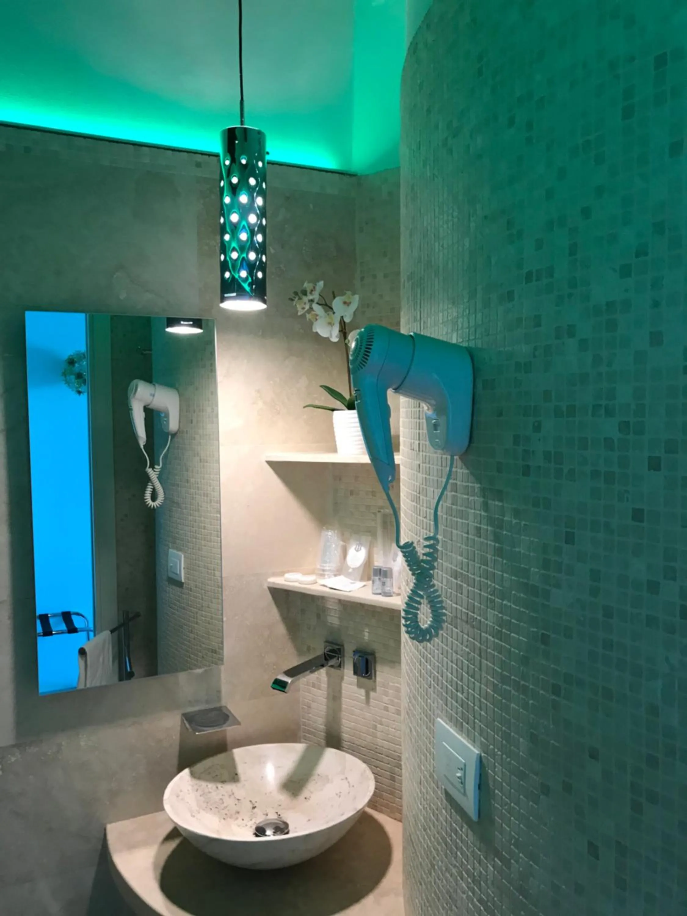 Bathroom in La Polena Camere Vernazza - Suite vista mare