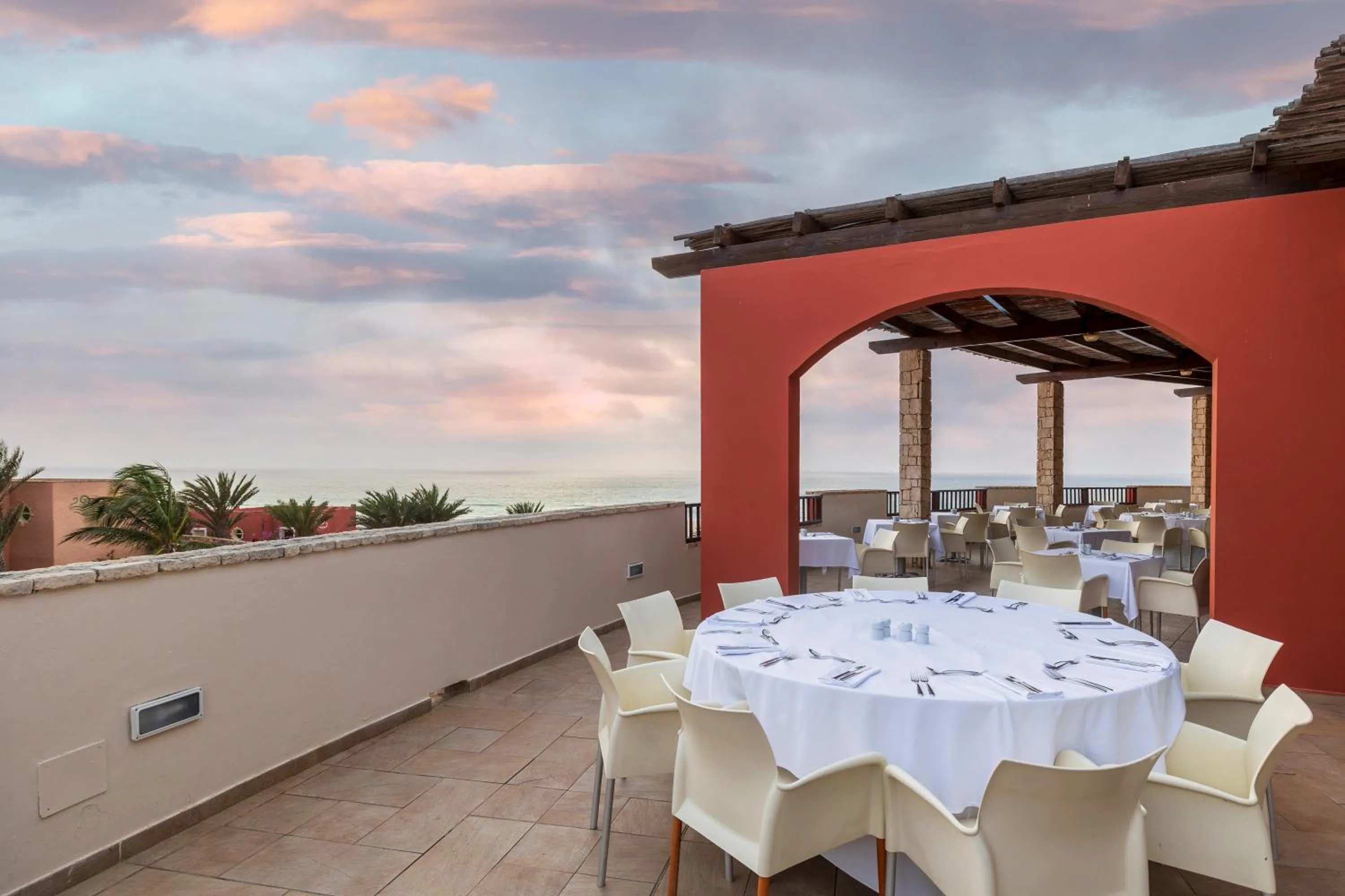 Restaurant/places to eat in Occidental Boa Vista Beach