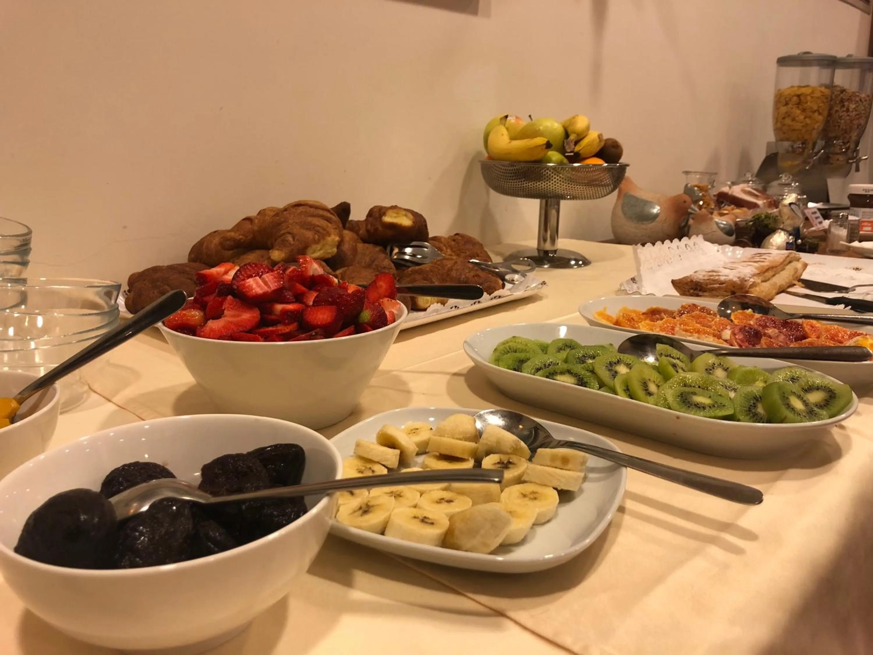 Buffet breakfast in RTA Doria