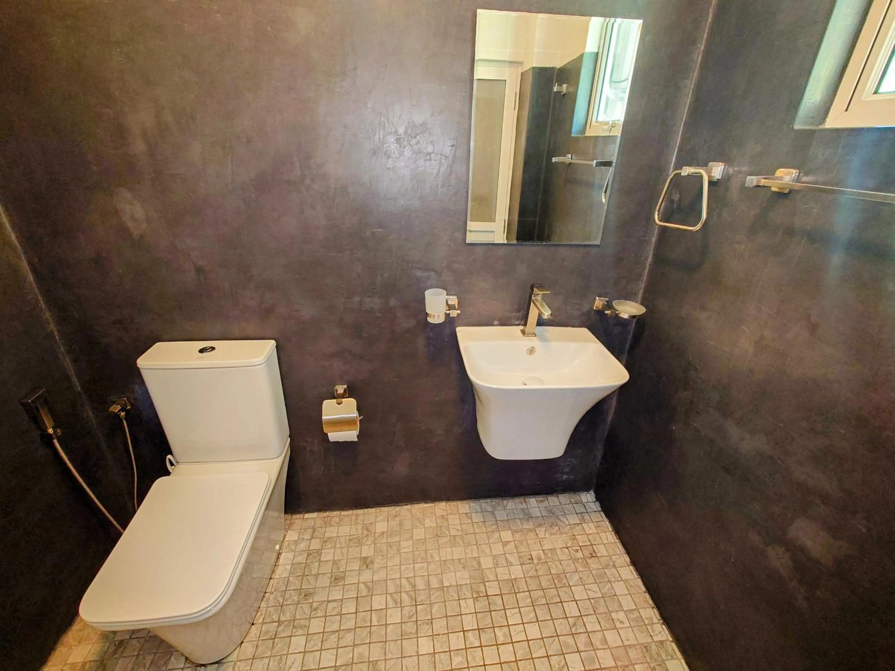 Bathroom in The Whitegates Lodge