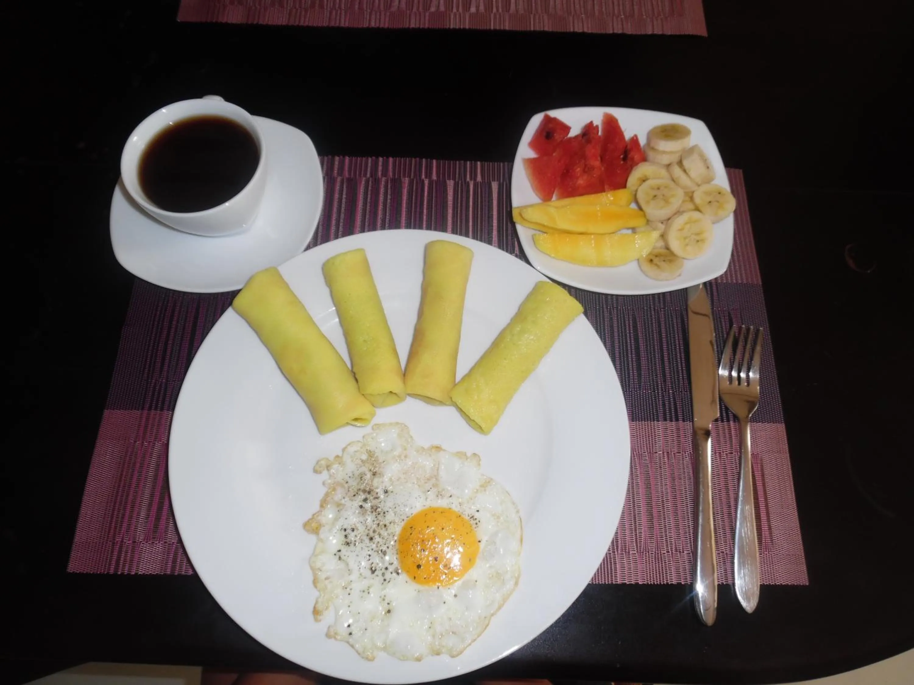 Continental breakfast in The Whitegates Lodge