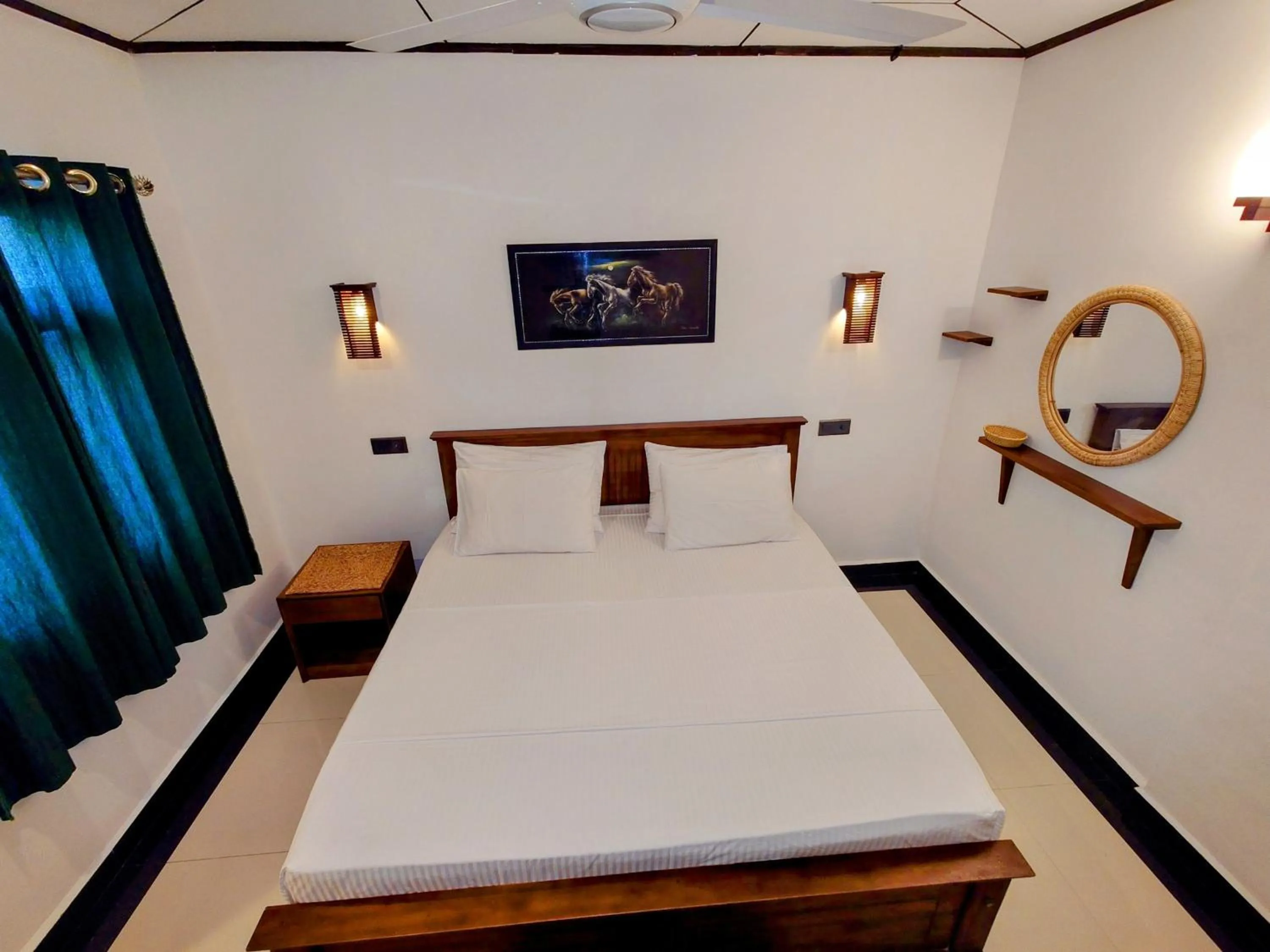 Bed in The Whitegates Lodge