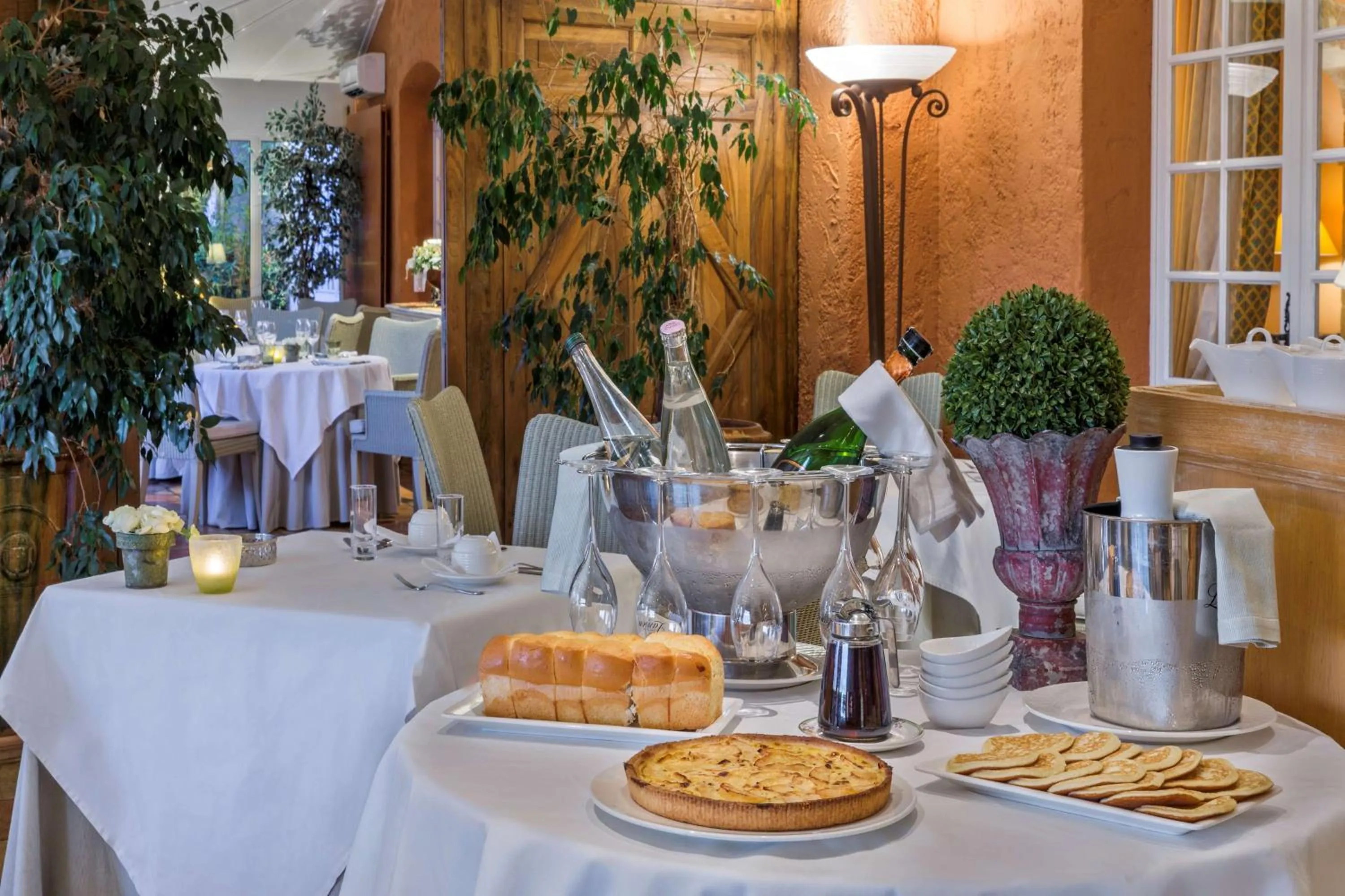 Restaurant/places to eat in La Bastide du Calalou Hotel & Spa, BW Signature Collection