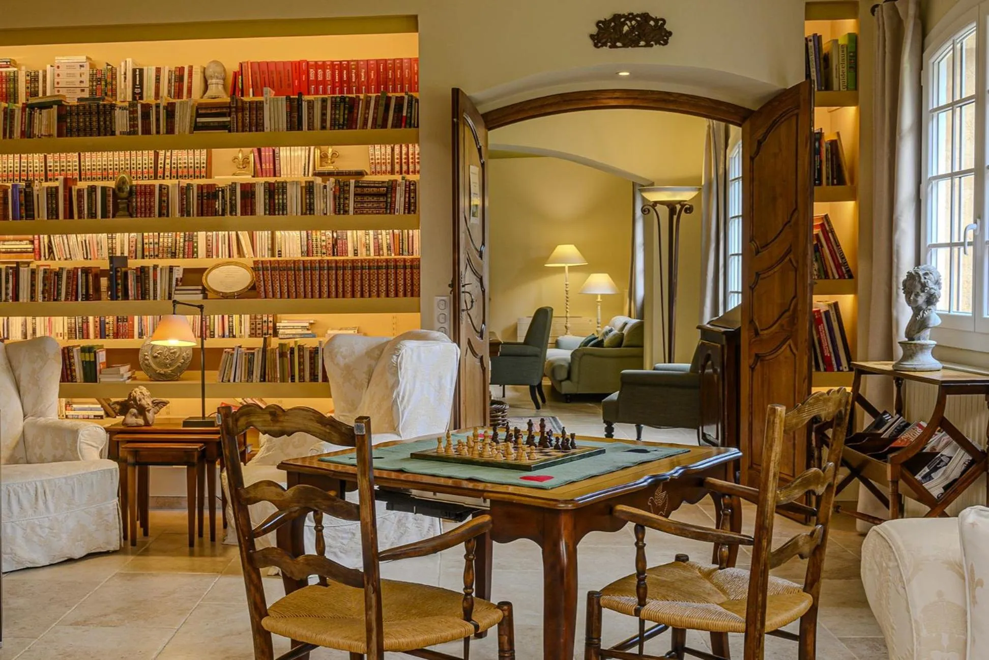 Library in La Bastide du Calalou Hotel & Spa, BW Signature Collection