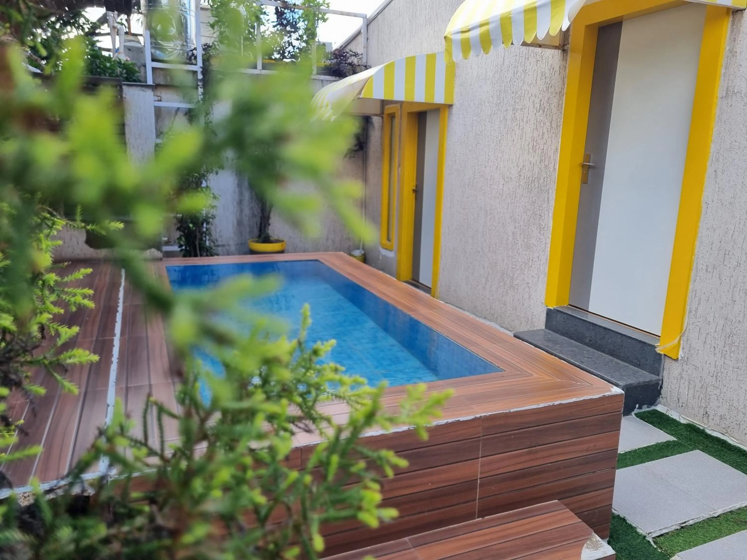 Pool view in Stay Inn