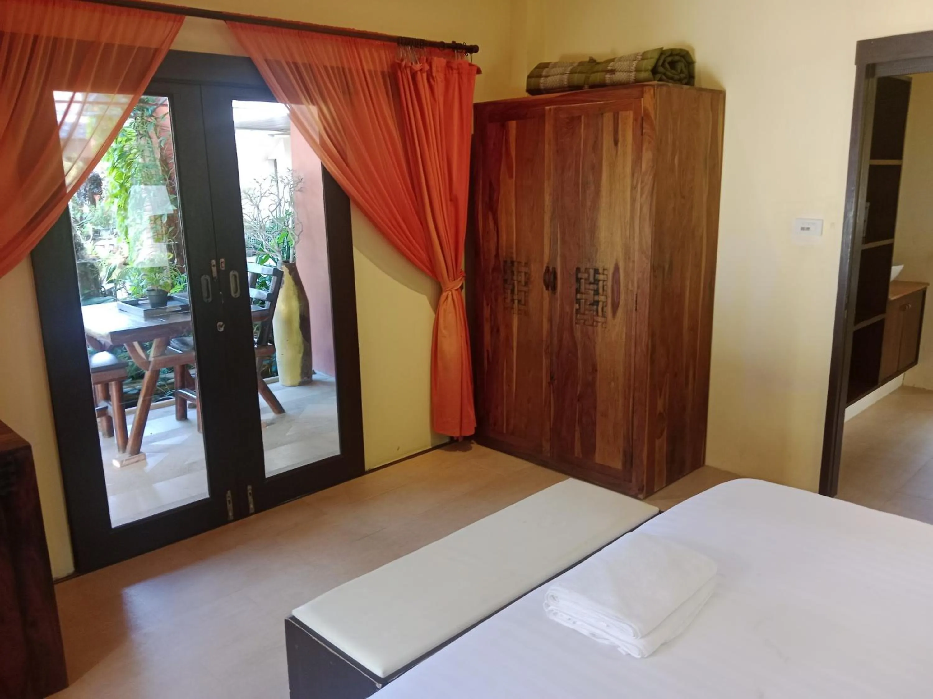 Bed in Baan Tropicana