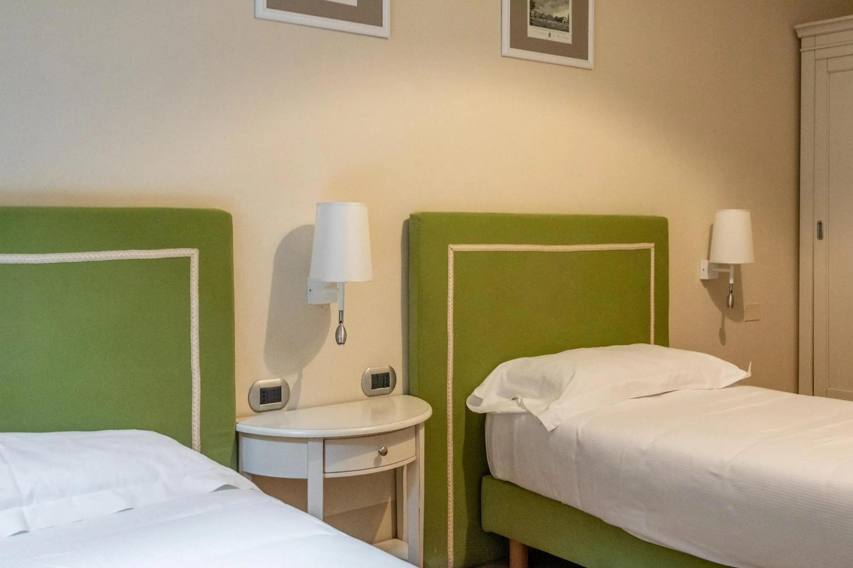 Bed in Casa Isolani Luxury Rooms Piazza Maggiore