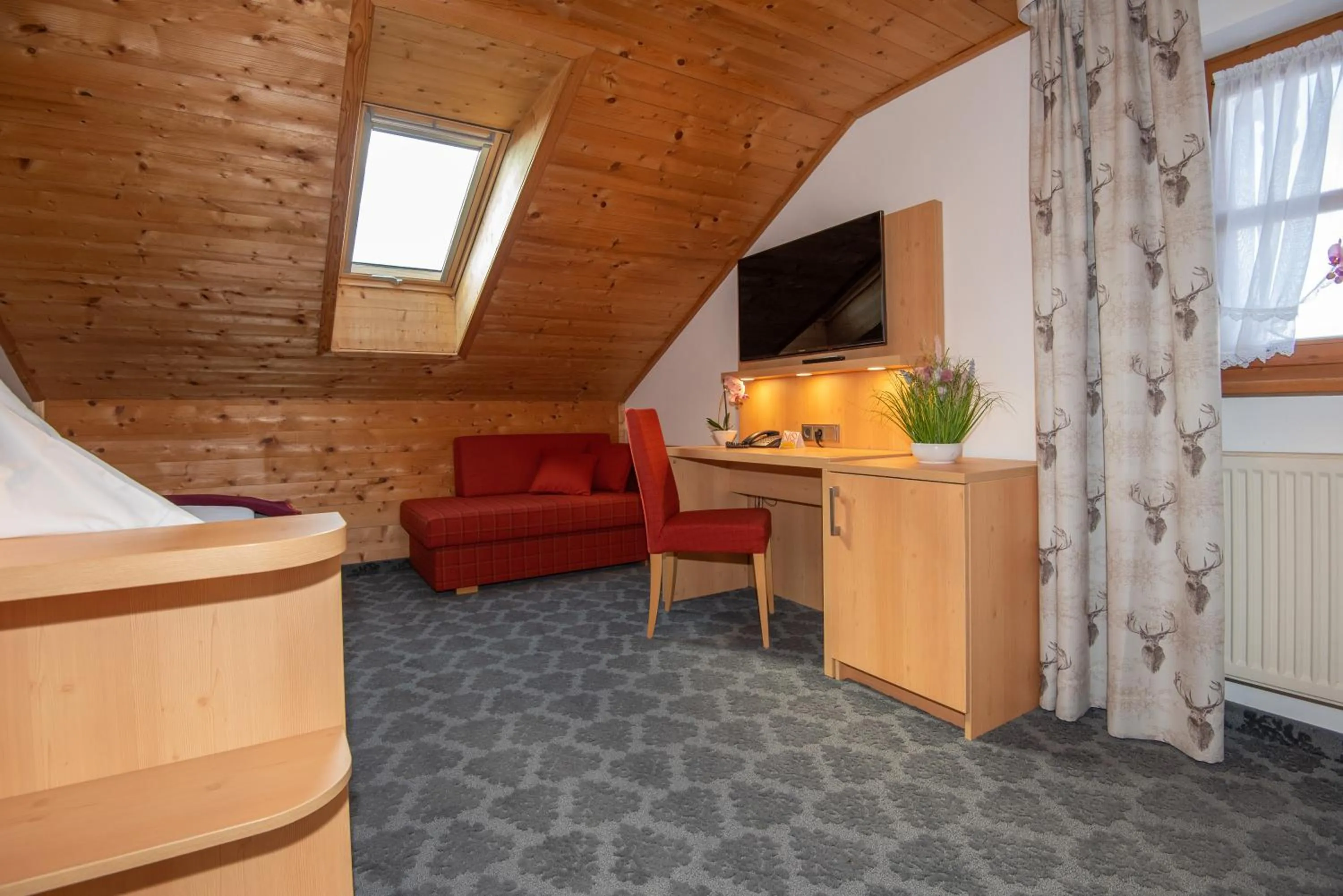 Photo of the whole room in Pension Ludwig Thoma