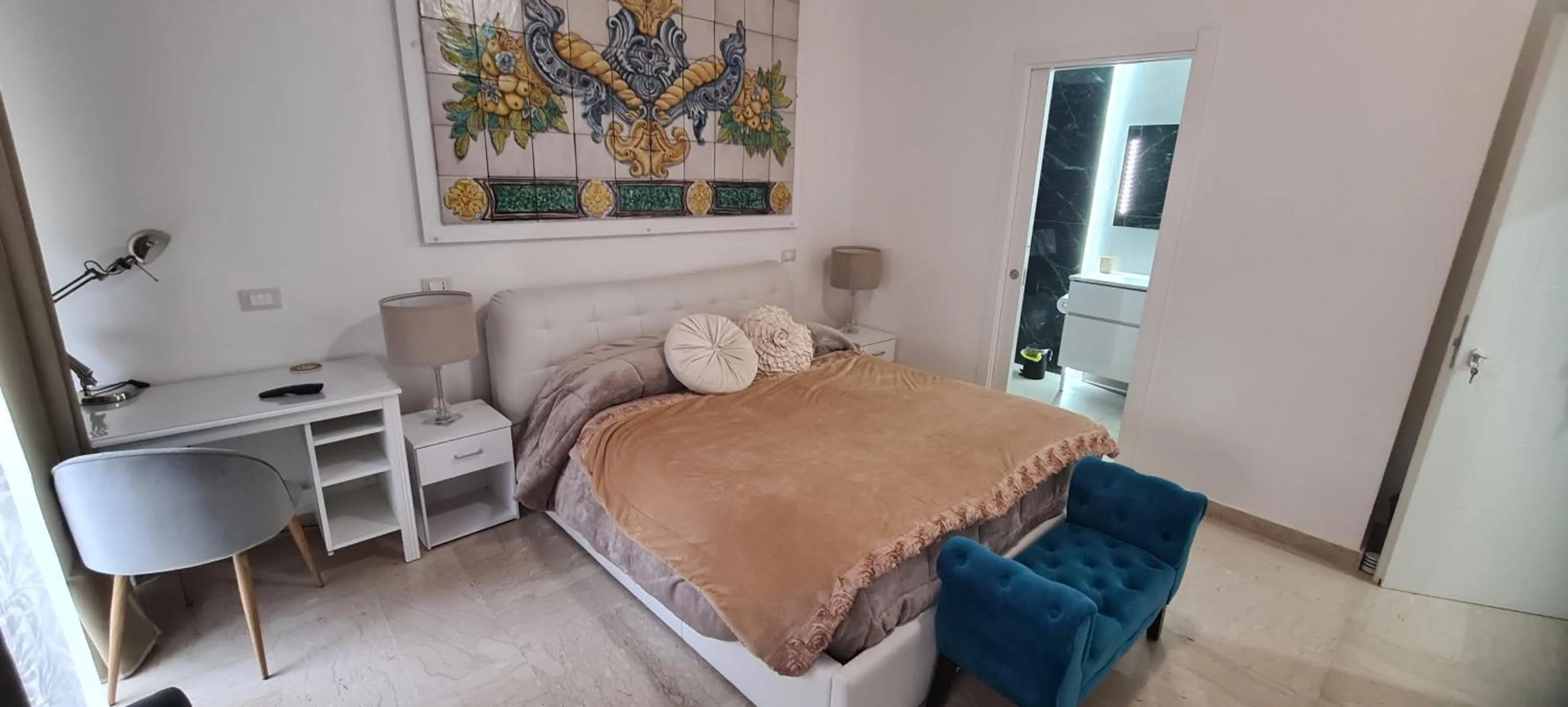 Bed in Ruggero Settimo Gallery