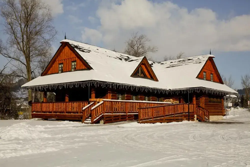 Koliba Bešeňovka Koliba Bešeňovka