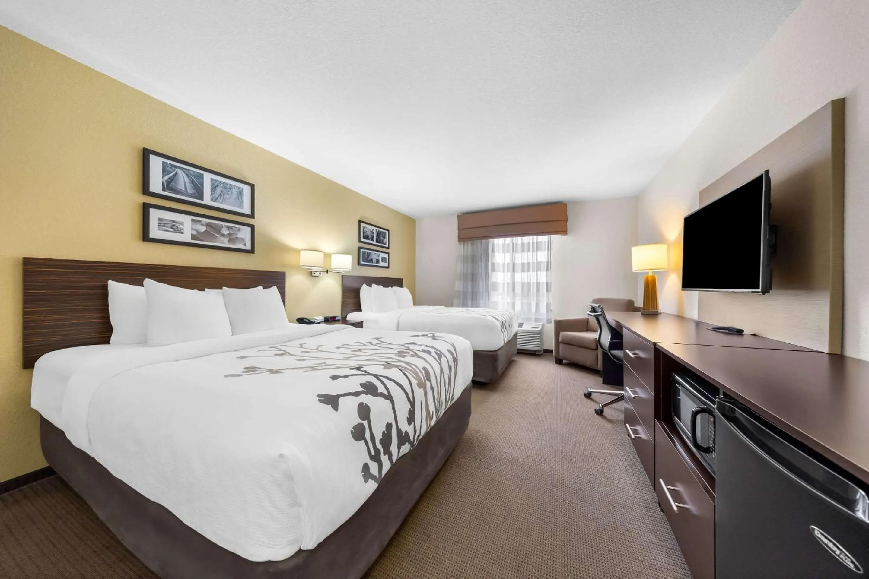 Bedroom, Bed in Sleep Inn & Suites West-Near Medical Center