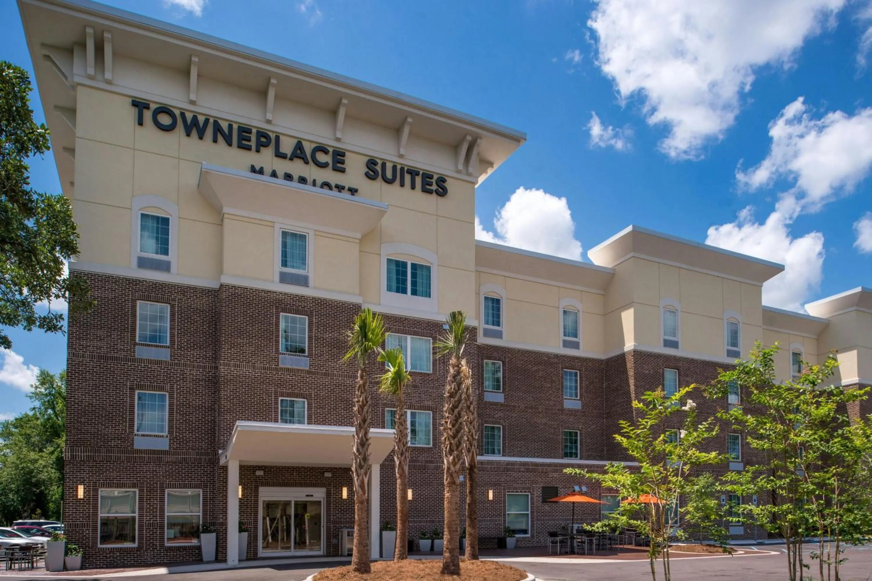 Property building in TownePlace Suites by Marriott Charleston-West Ashley
