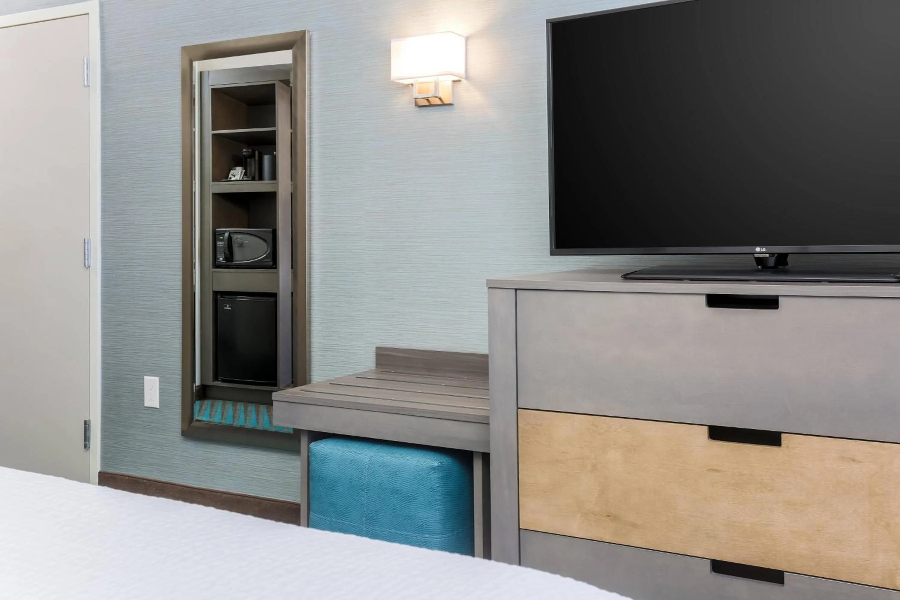 Photo of the whole room, Bed in Fairfield Inn & Suites by Marriott Wichita Falls Northwest