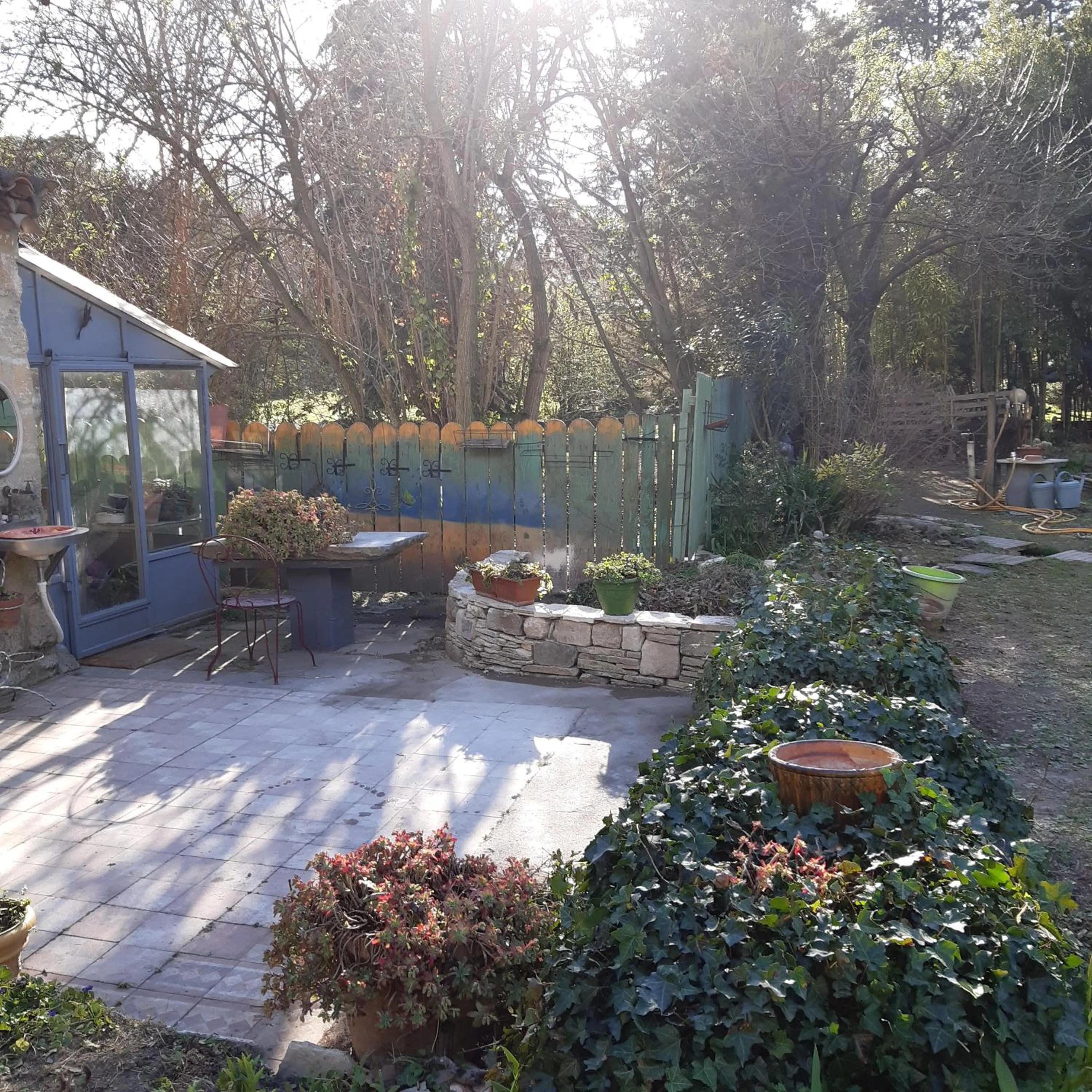 Garden view in Mazet de Mô
