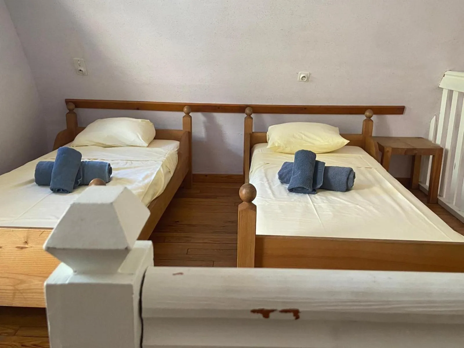 Bed in Hôtel des Bateliers