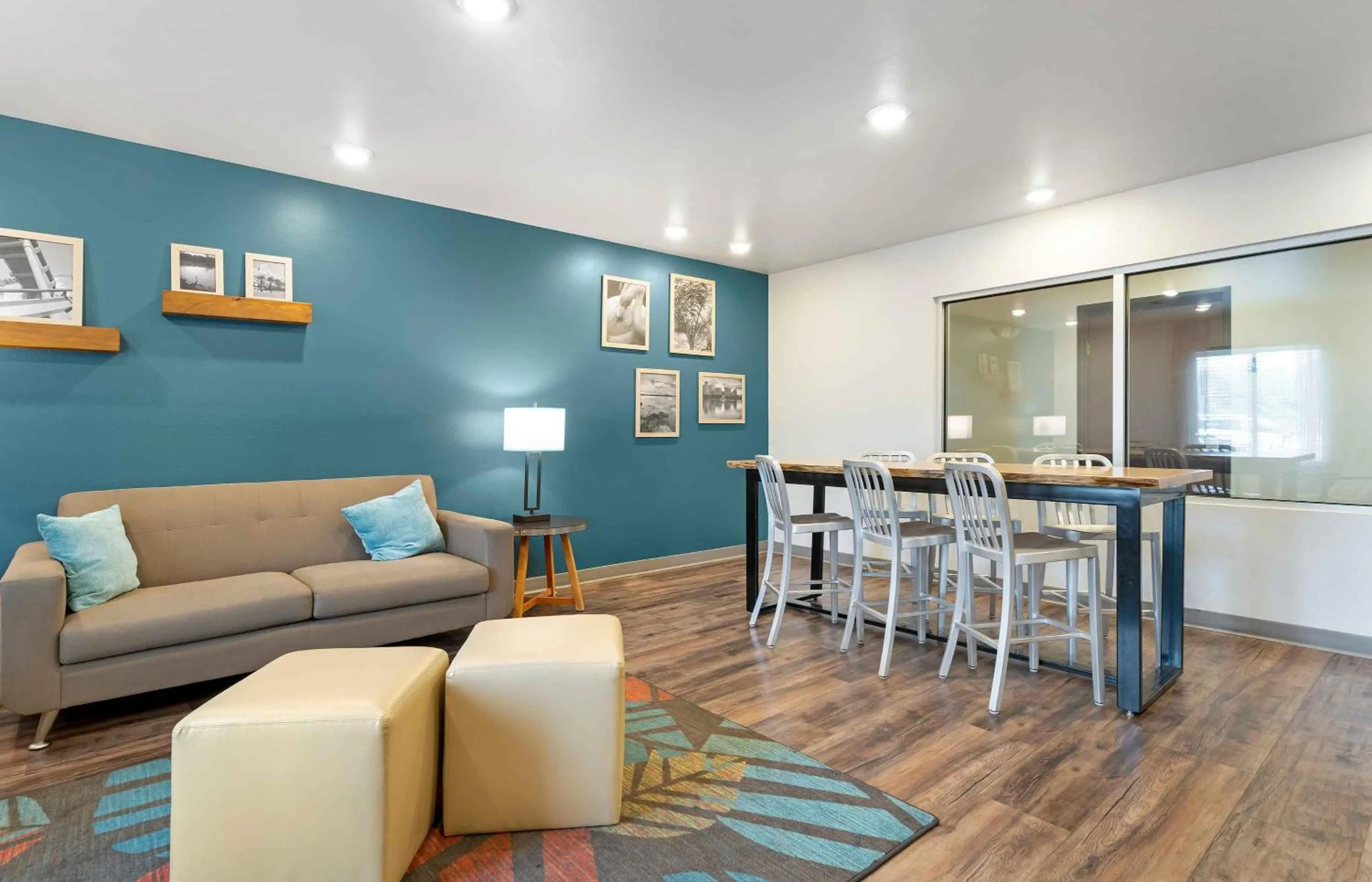 Lobby or reception in Extended Stay America Select Suites - Orlando - Airport