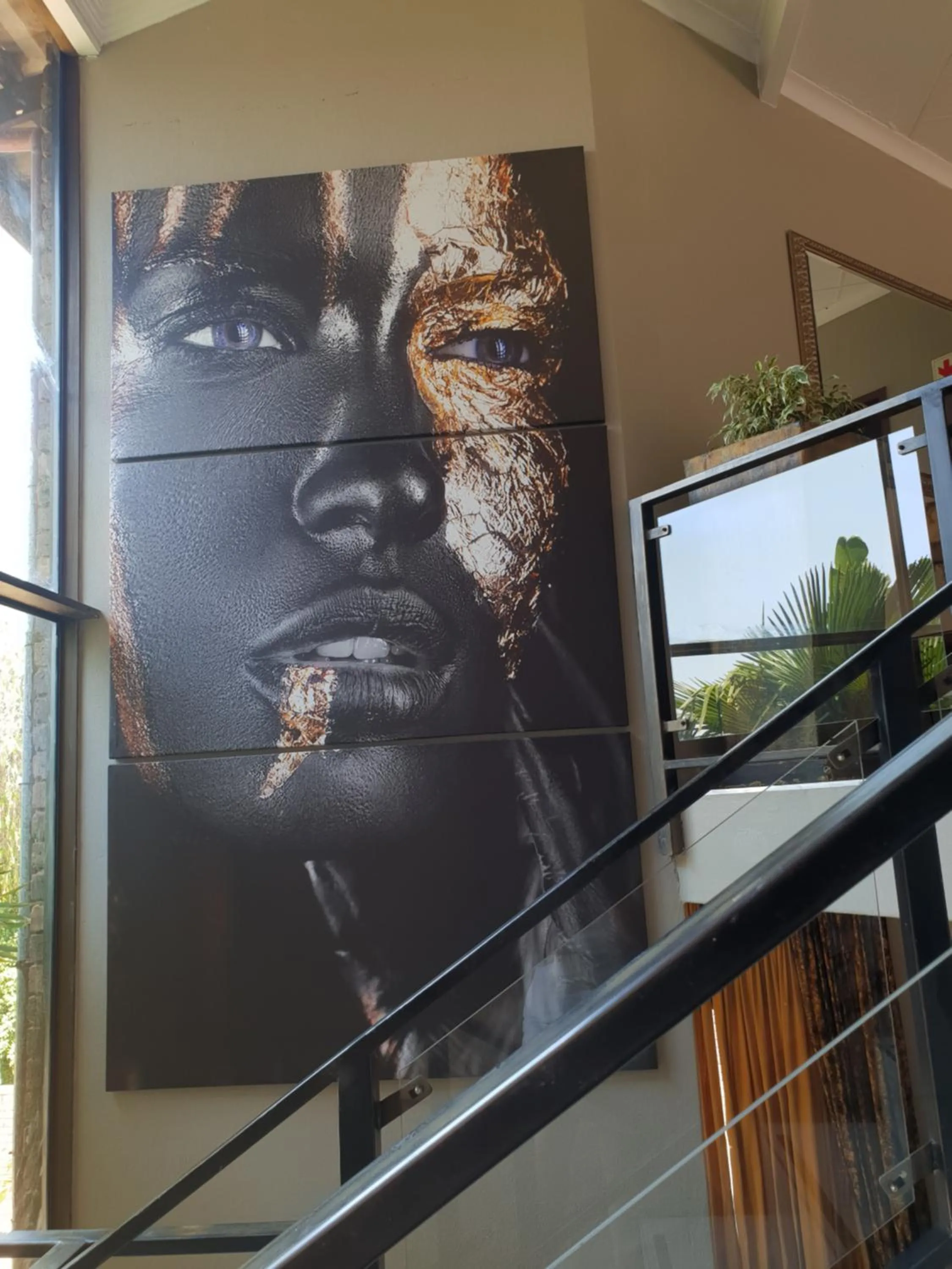 Communal lounge/ TV room in Fa'Trez Guest House & Spa