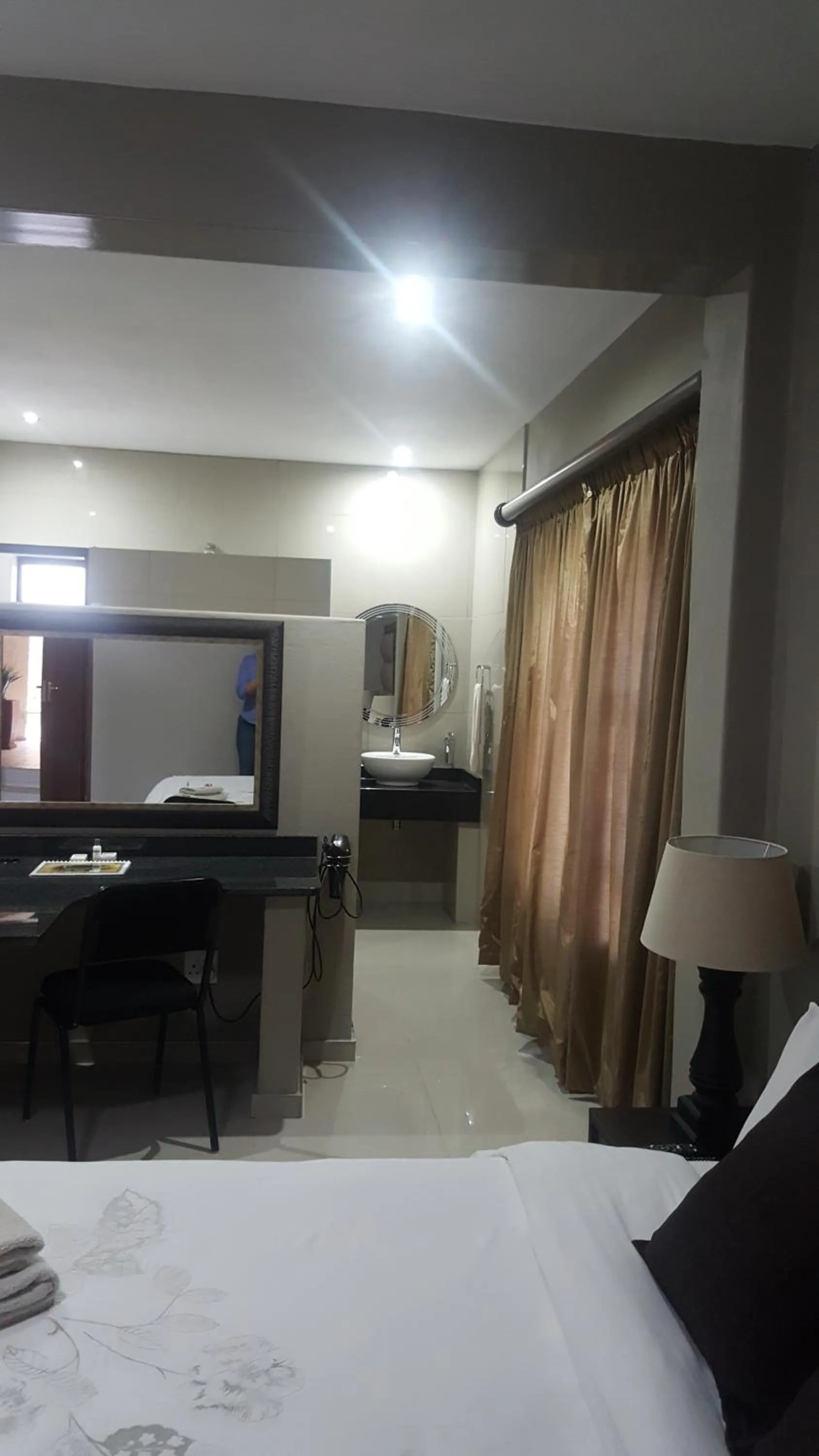 Decorative detail, Bed in Fa'Trez Guest House & Spa