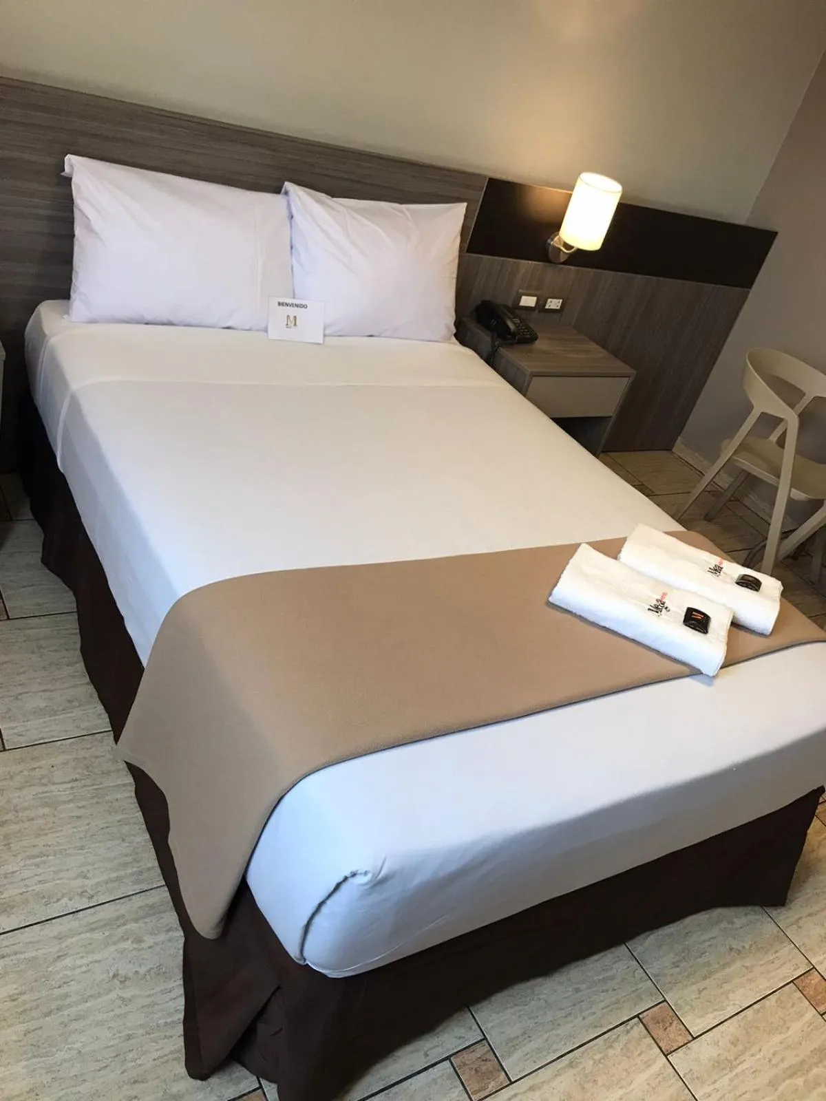 Bed in Hotel Mega
