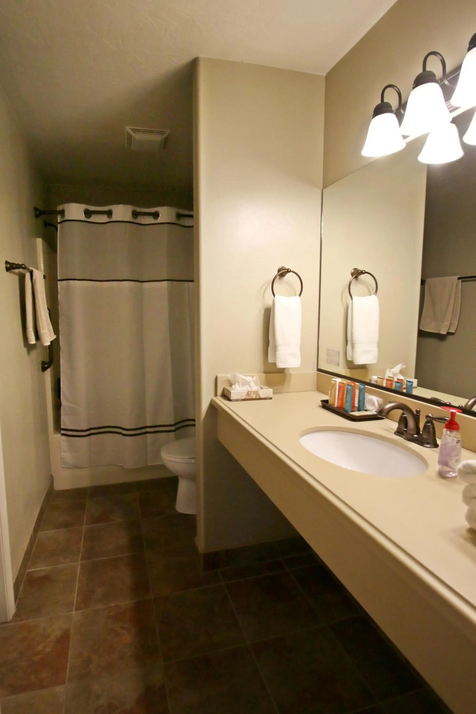 Hidden Canyon Retreat