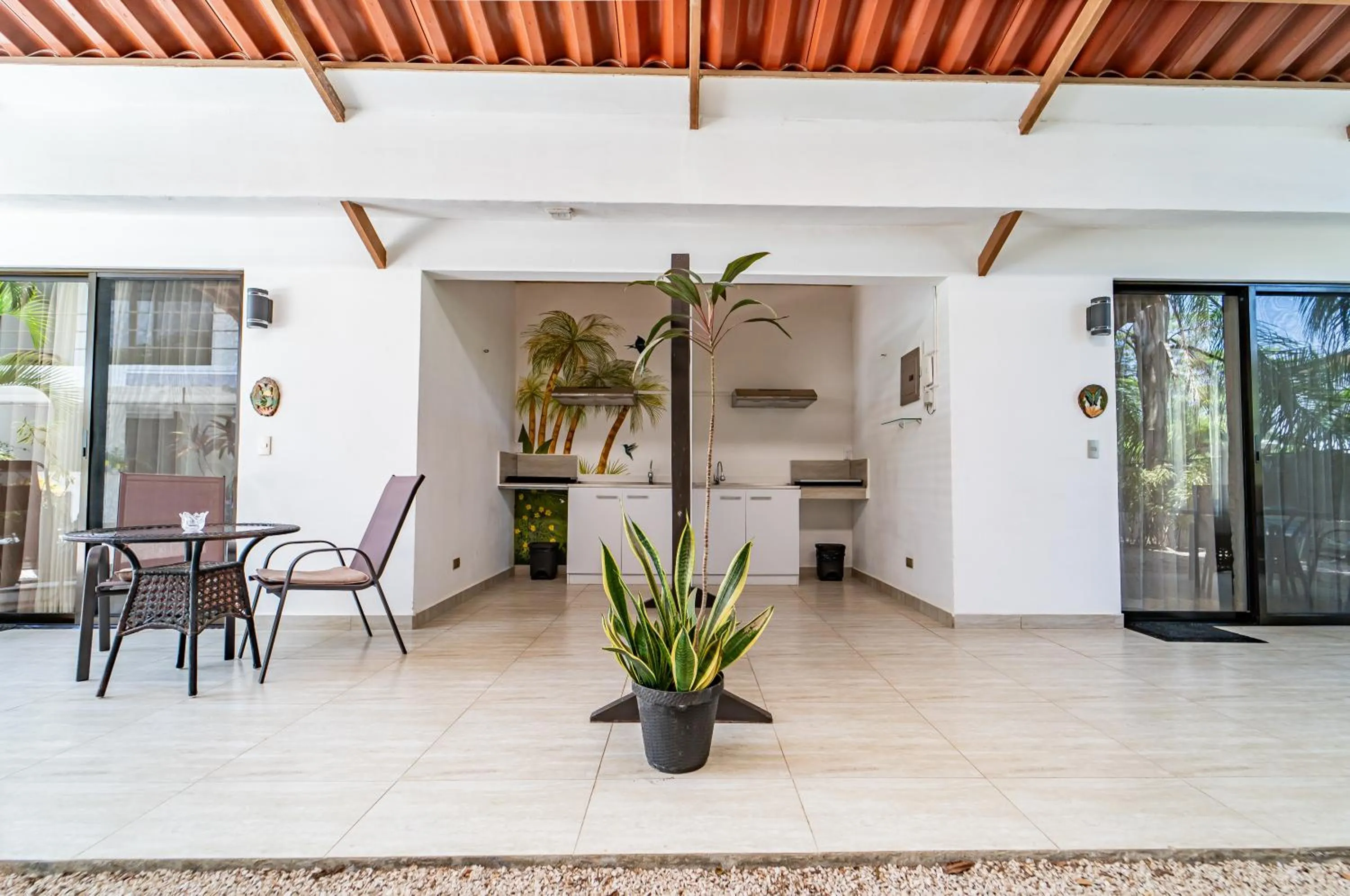 Kitchen or kitchenette in Las Perlitas Rentals Playa Samara