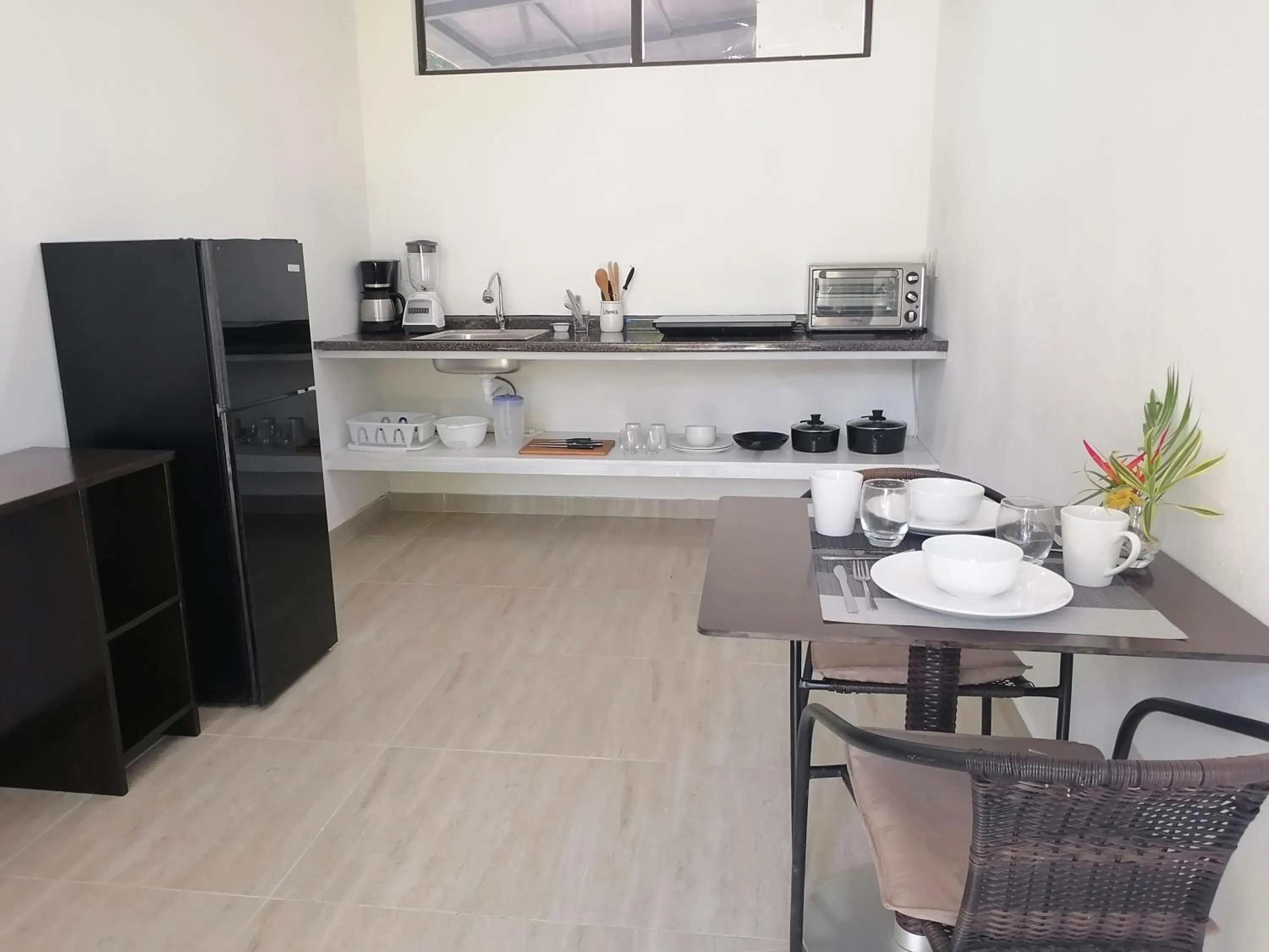 Kitchen or kitchenette in Las Perlitas Rentals Playa Samara