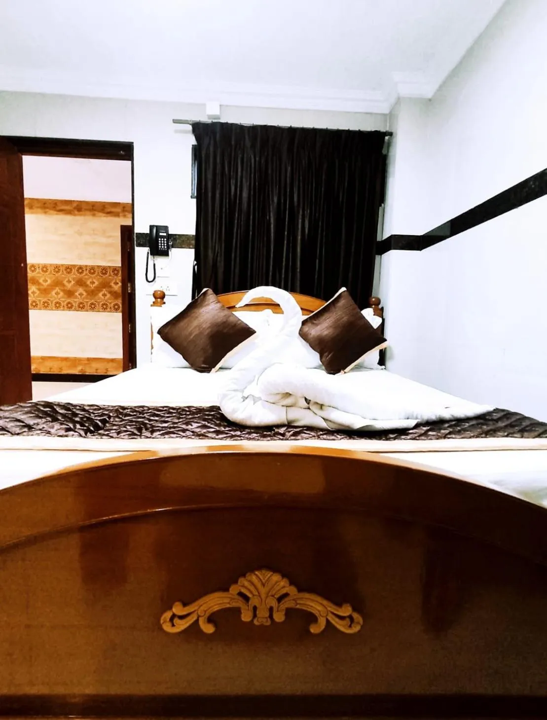 Bed in Hotel GVS Residency