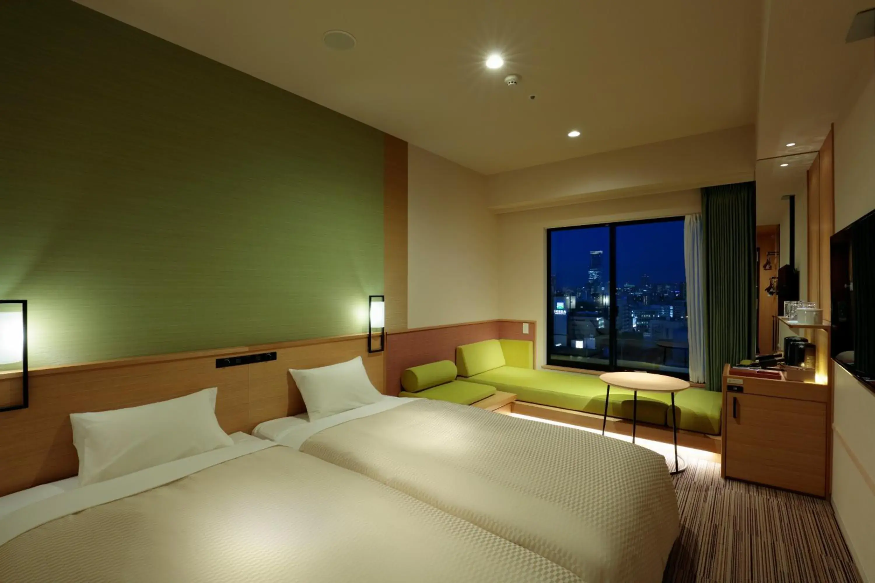 Executive Twin Room with Sofa Bed and City View - Non Smoking in Candeo Hotels Osaka Namba Executive Twin Room with Sofa Bed and City View - Non Smoking in Candeo Hotels Osaka Namba