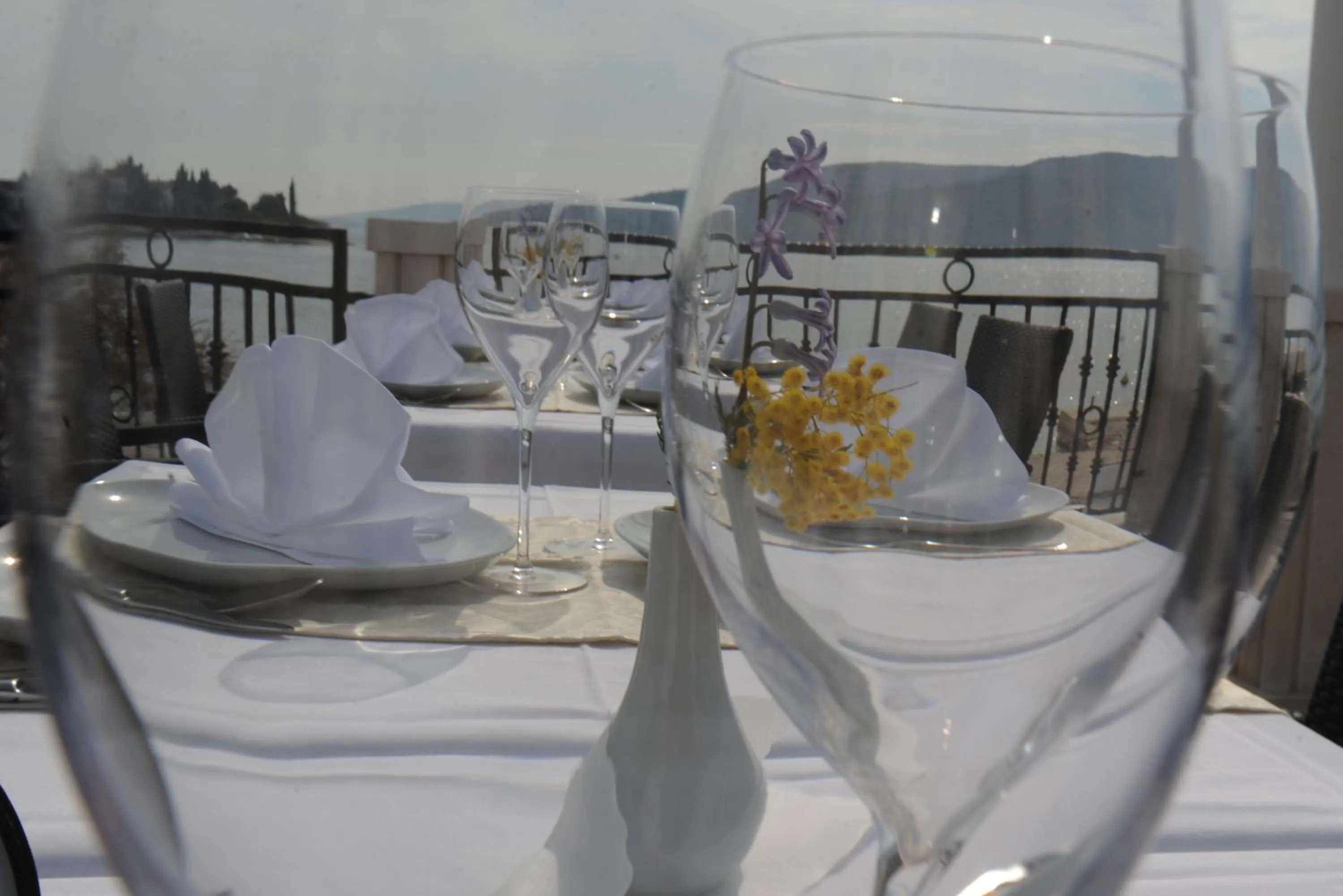 Restaurant/places to eat in Villa Mediterana