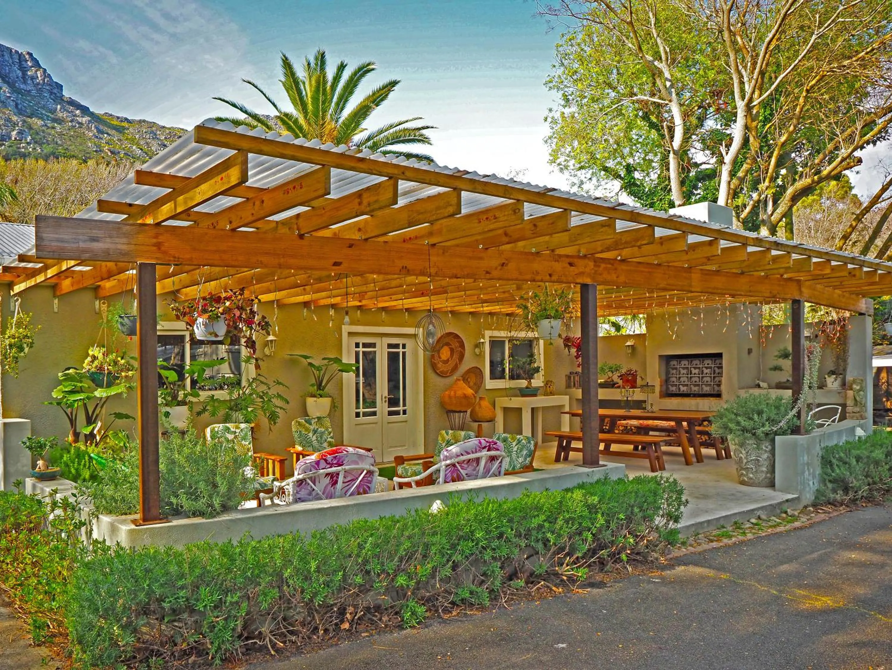 Restaurant/places to eat in Waterland Lodge