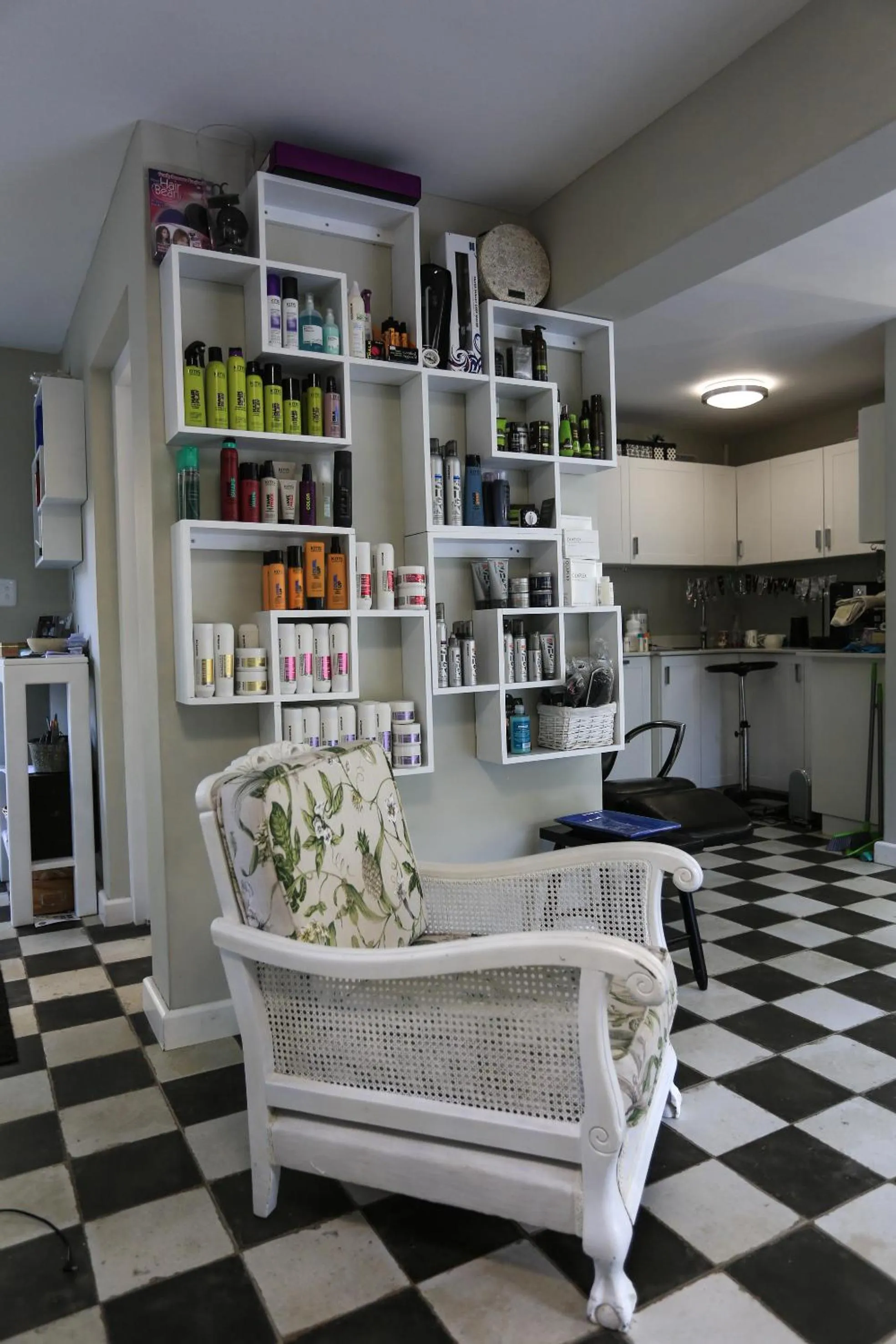 On-site shops in Waterland Lodge