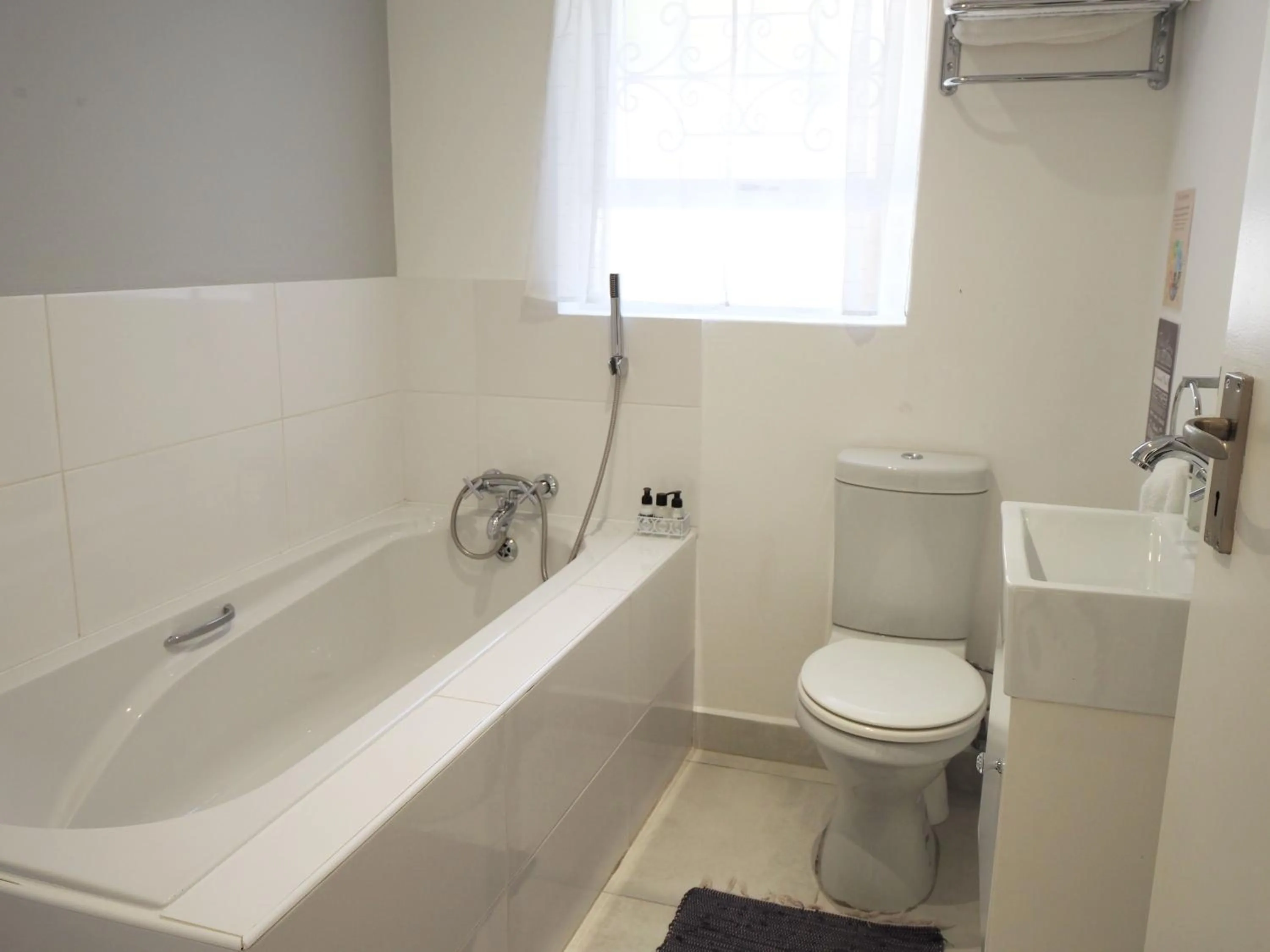 Bathroom in Waterland Lodge