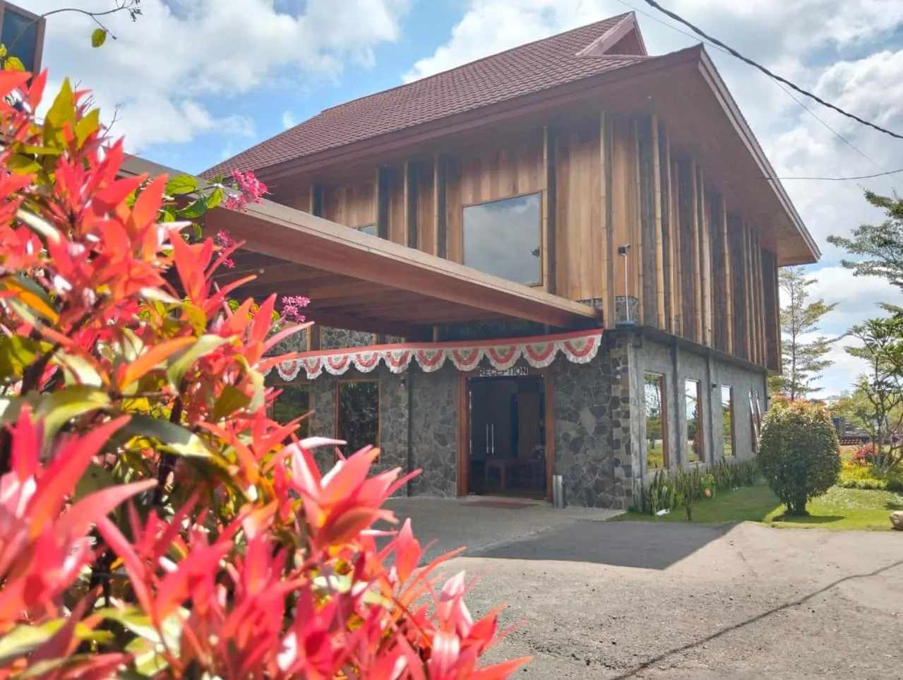 Spring Hill Hotel Ruteng