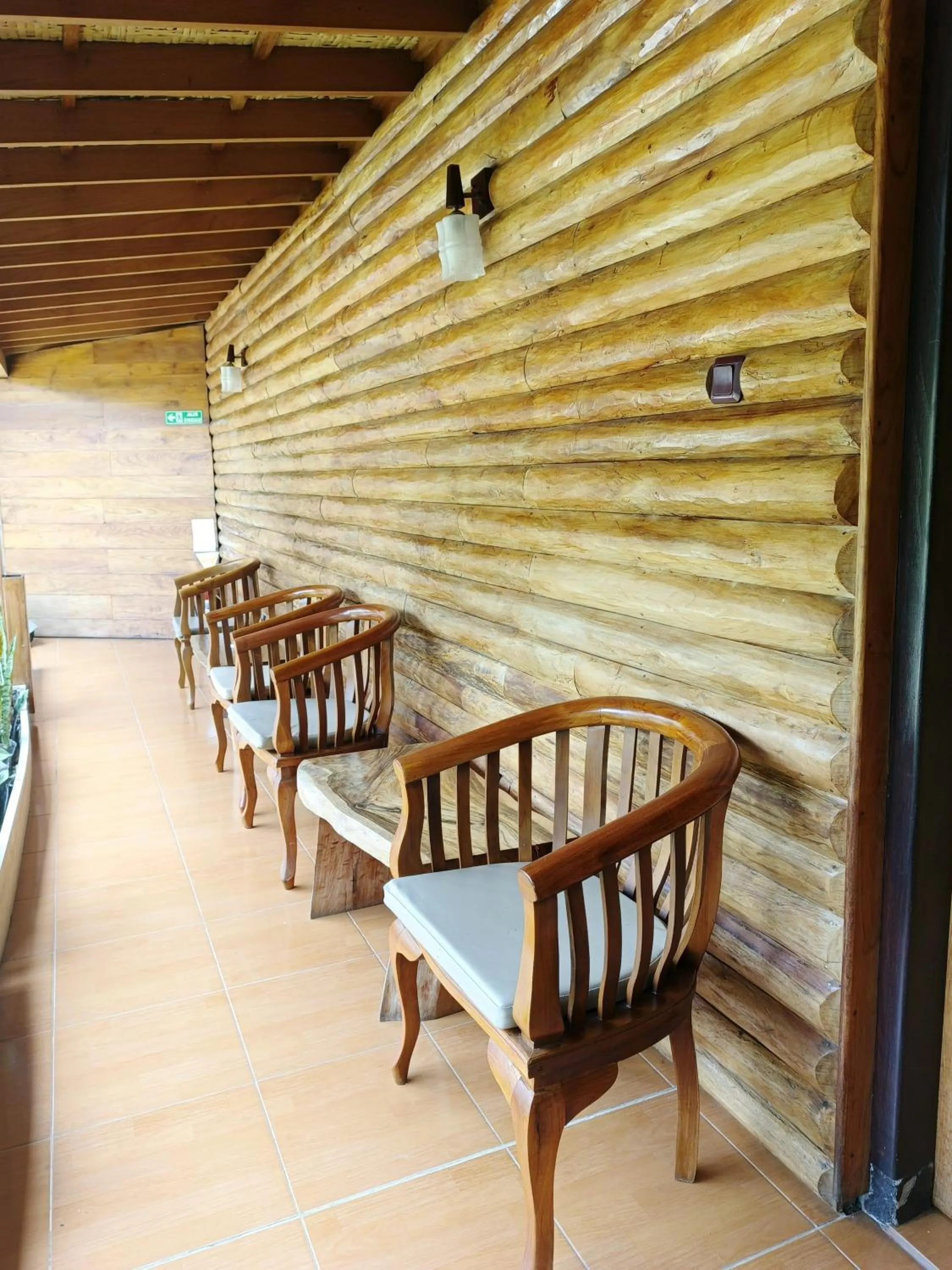 Spring Hill Hotel Ruteng