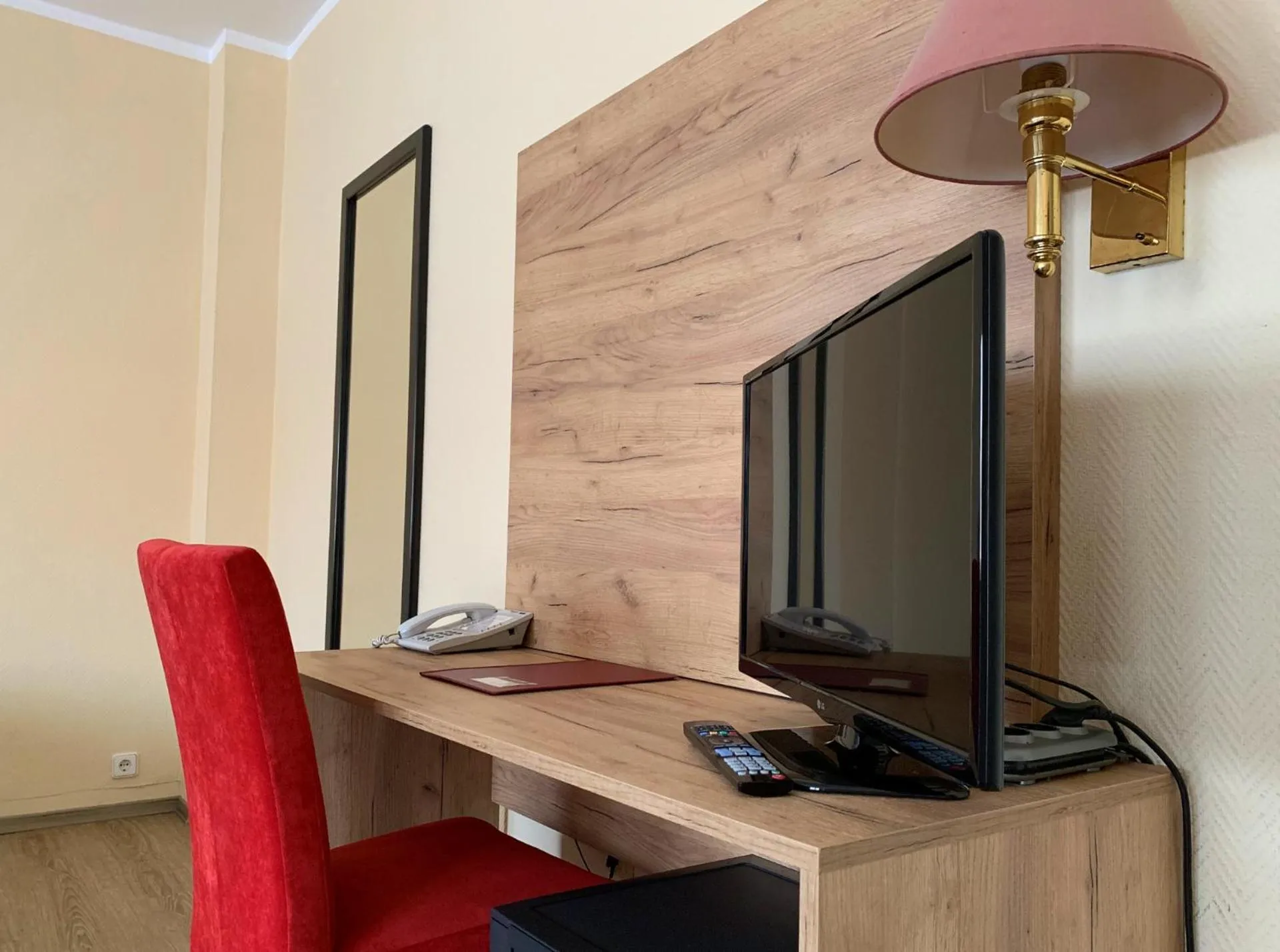 TV and multimedia in Turm Hotel Hanau