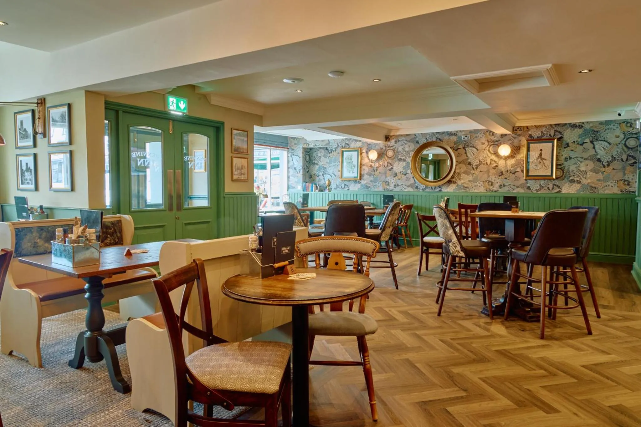 Restaurant/places to eat in The Pennine Inn