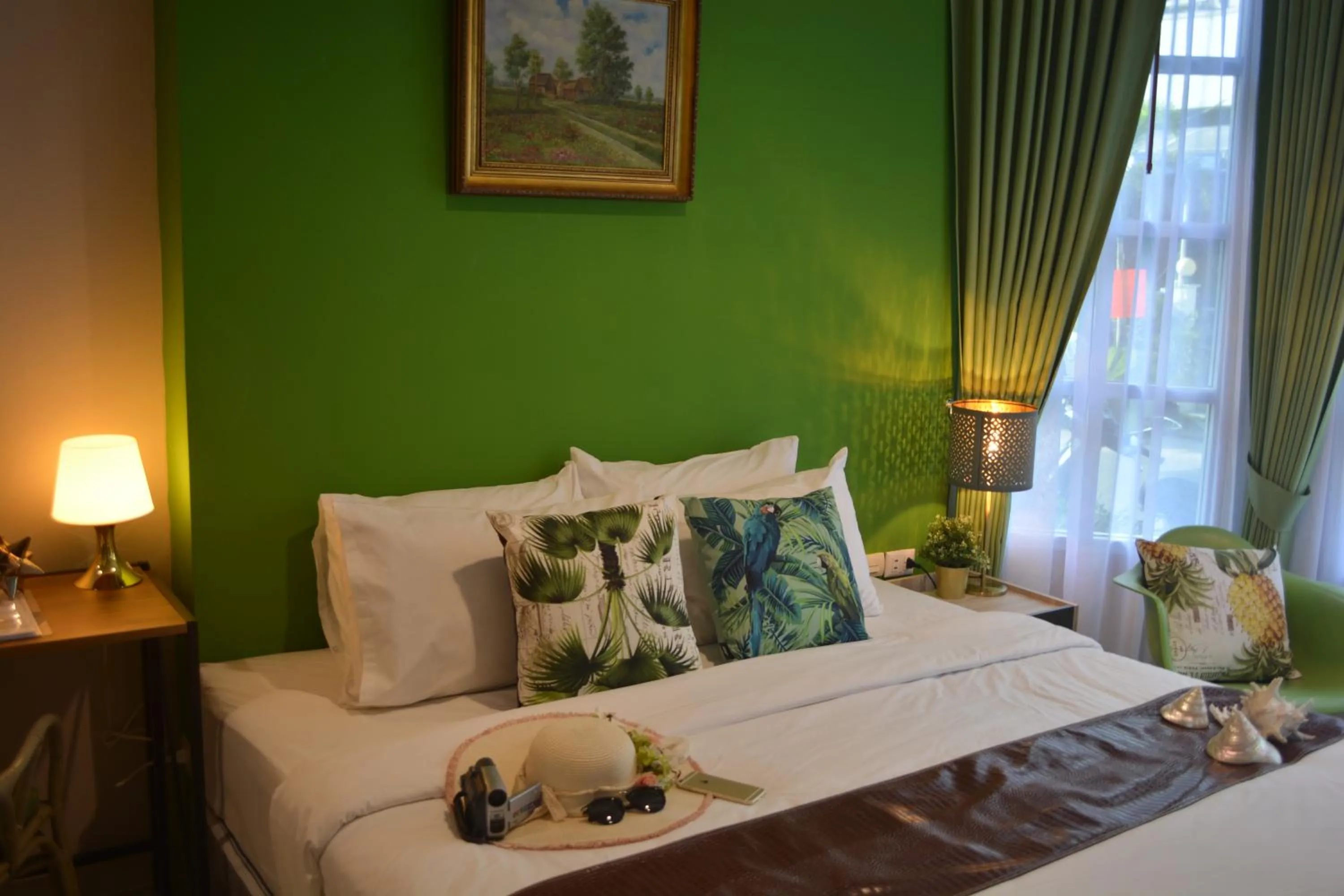 Photo of the whole room, Bed in Pace Residence Pattaya