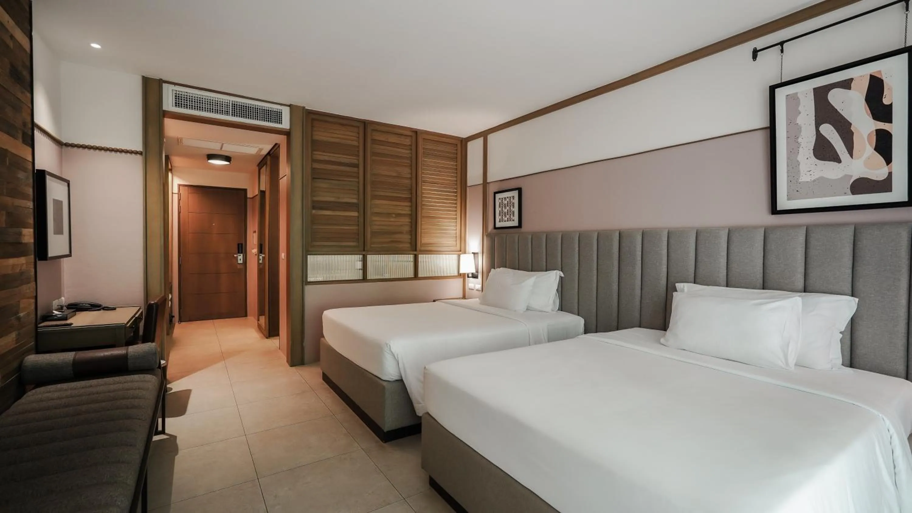 Bathroom, Bed in Sugar Marina Hotel CLIFFHANGER Aonang