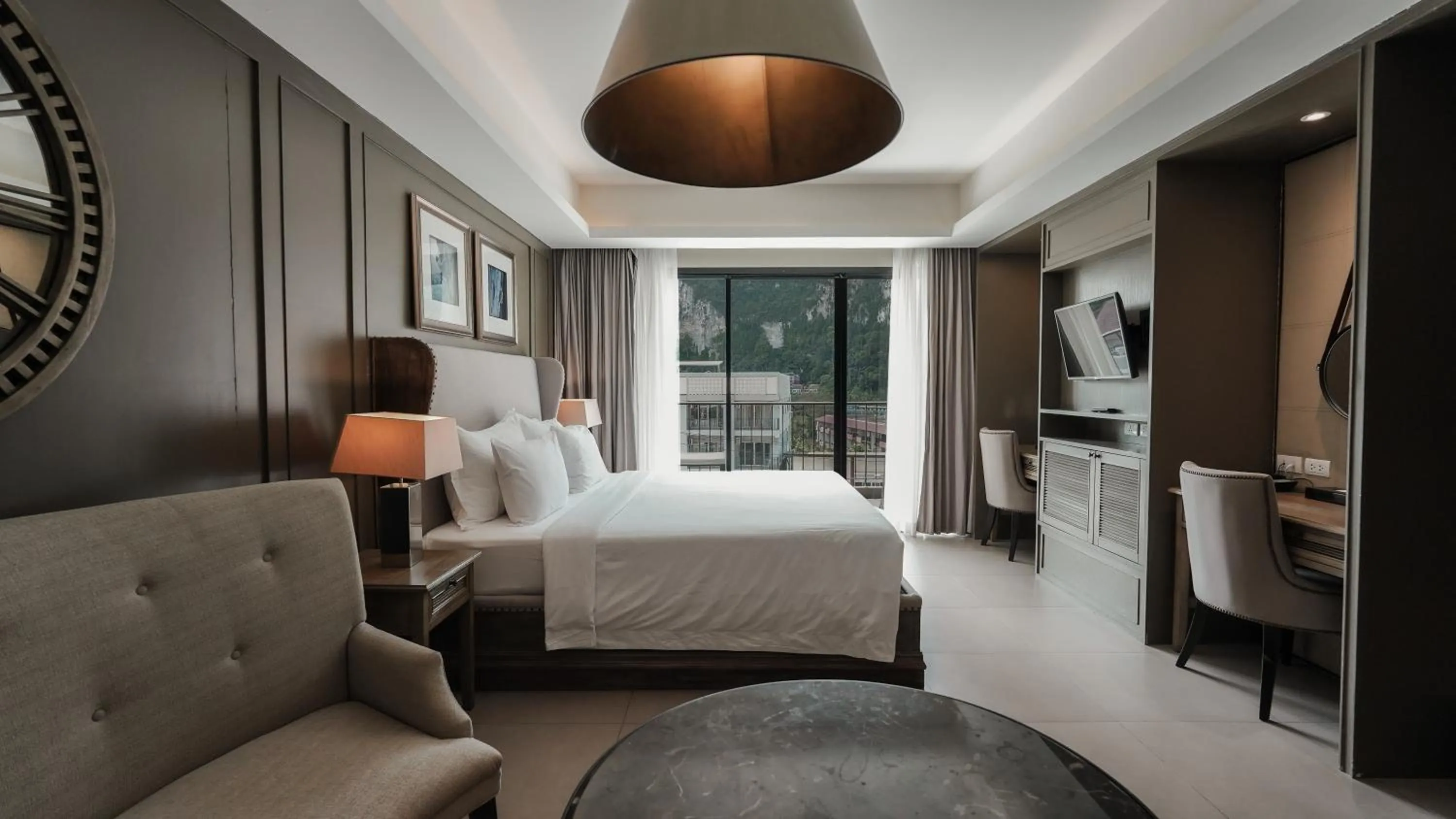 Bedroom, Bed in Sugar Marina Hotel CLIFFHANGER Aonang