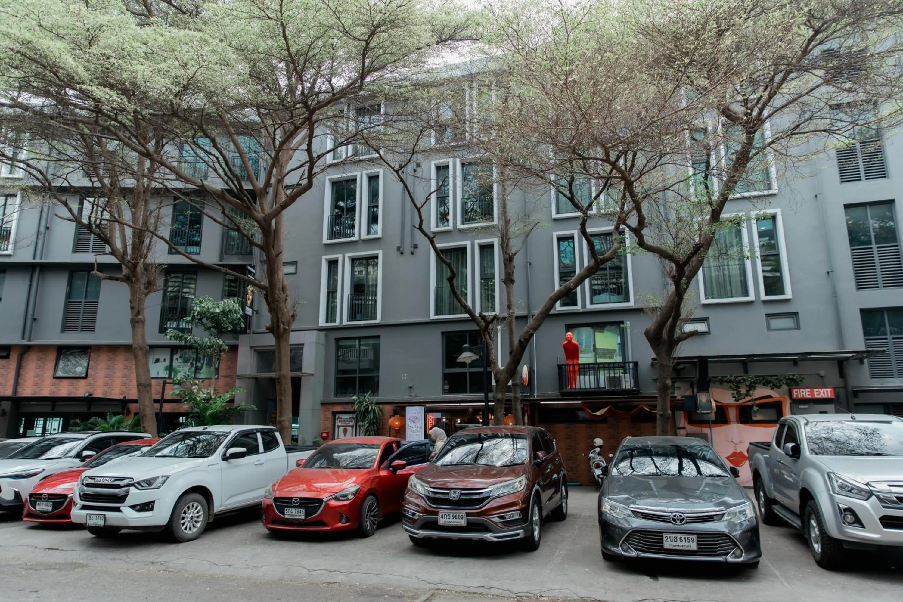 BB House Khlongtan บีบีเฮ้าส์ คลองตัน