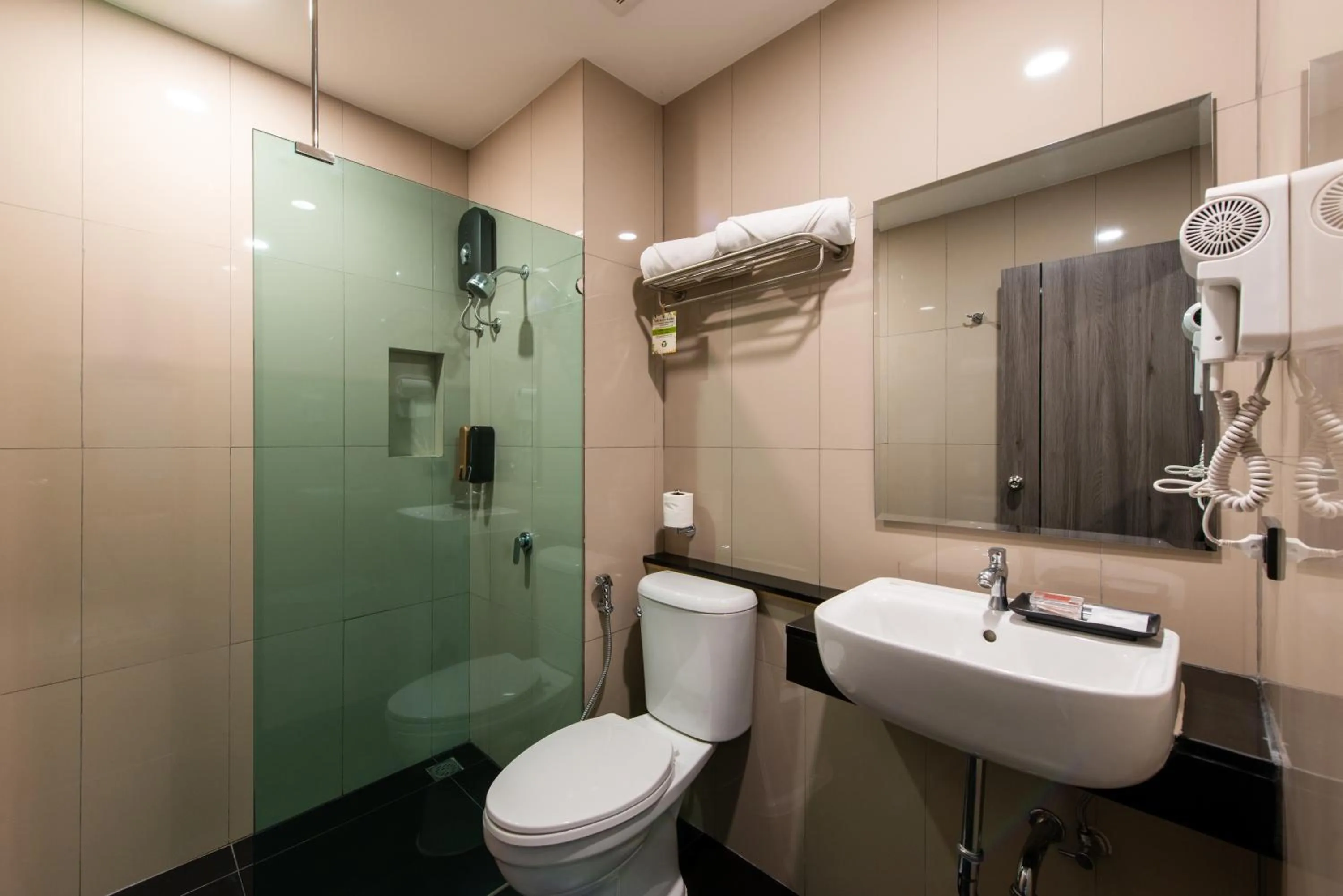 BB House Khlong Tan บีบีเฮ้าส์ คลองตัน