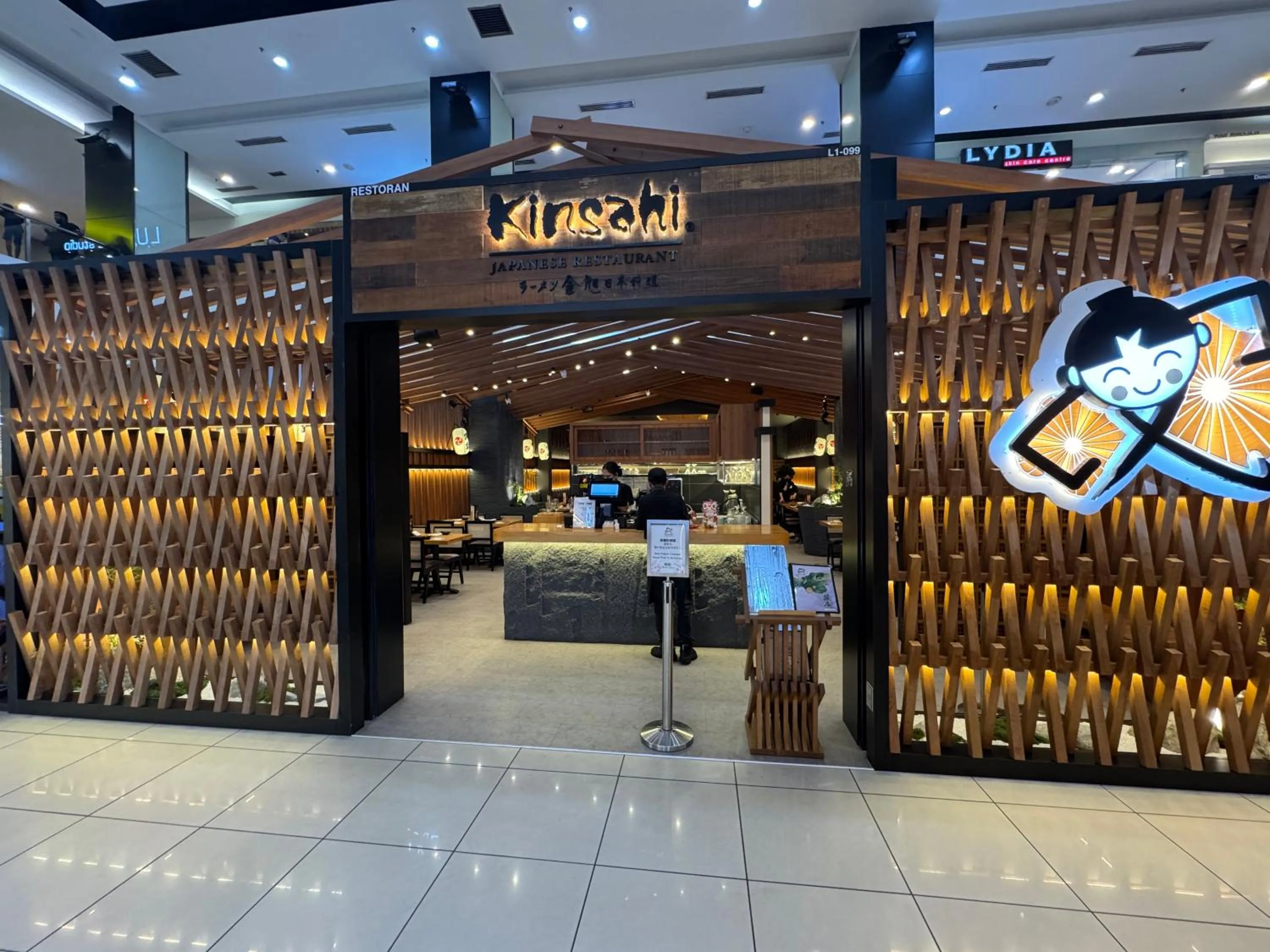 JB City Shopping Mall Apartment