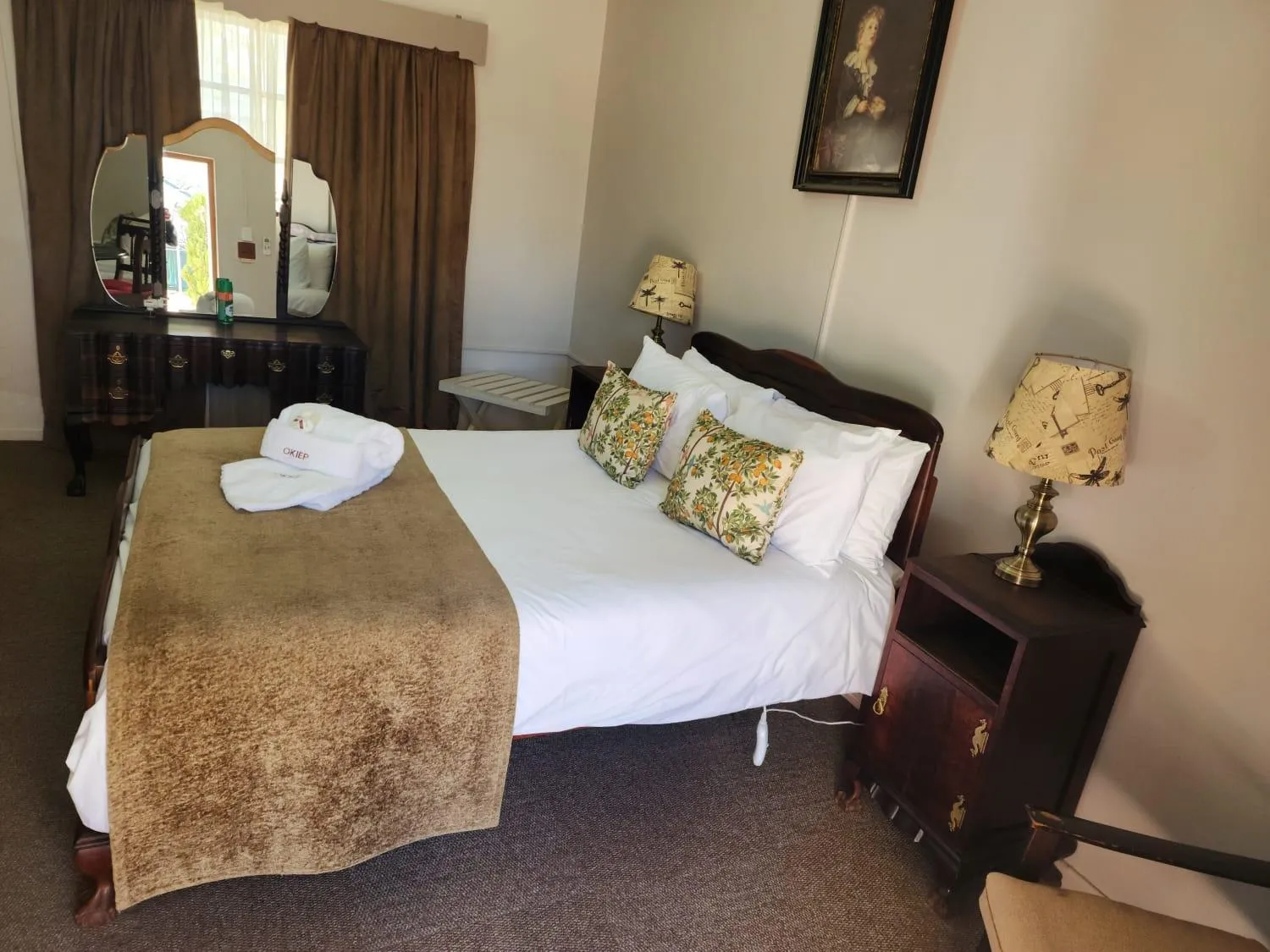 Bed in Okiep Country Hotel