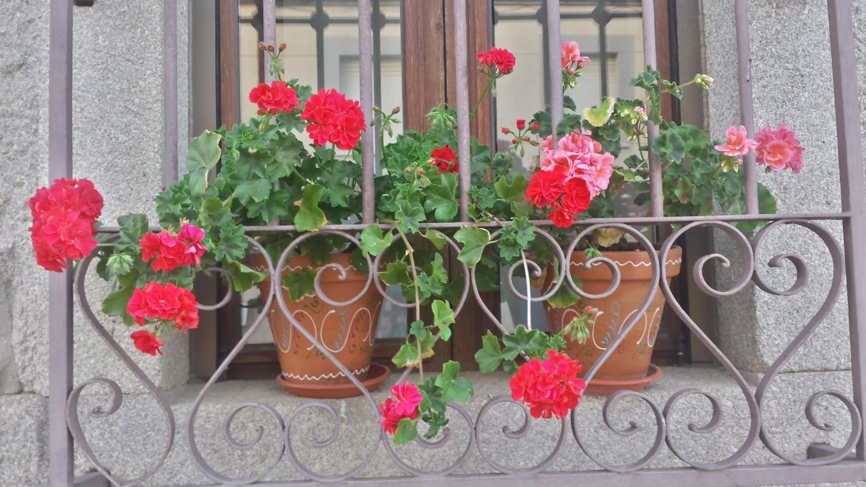 Property building in Posada de Los Aceiteros