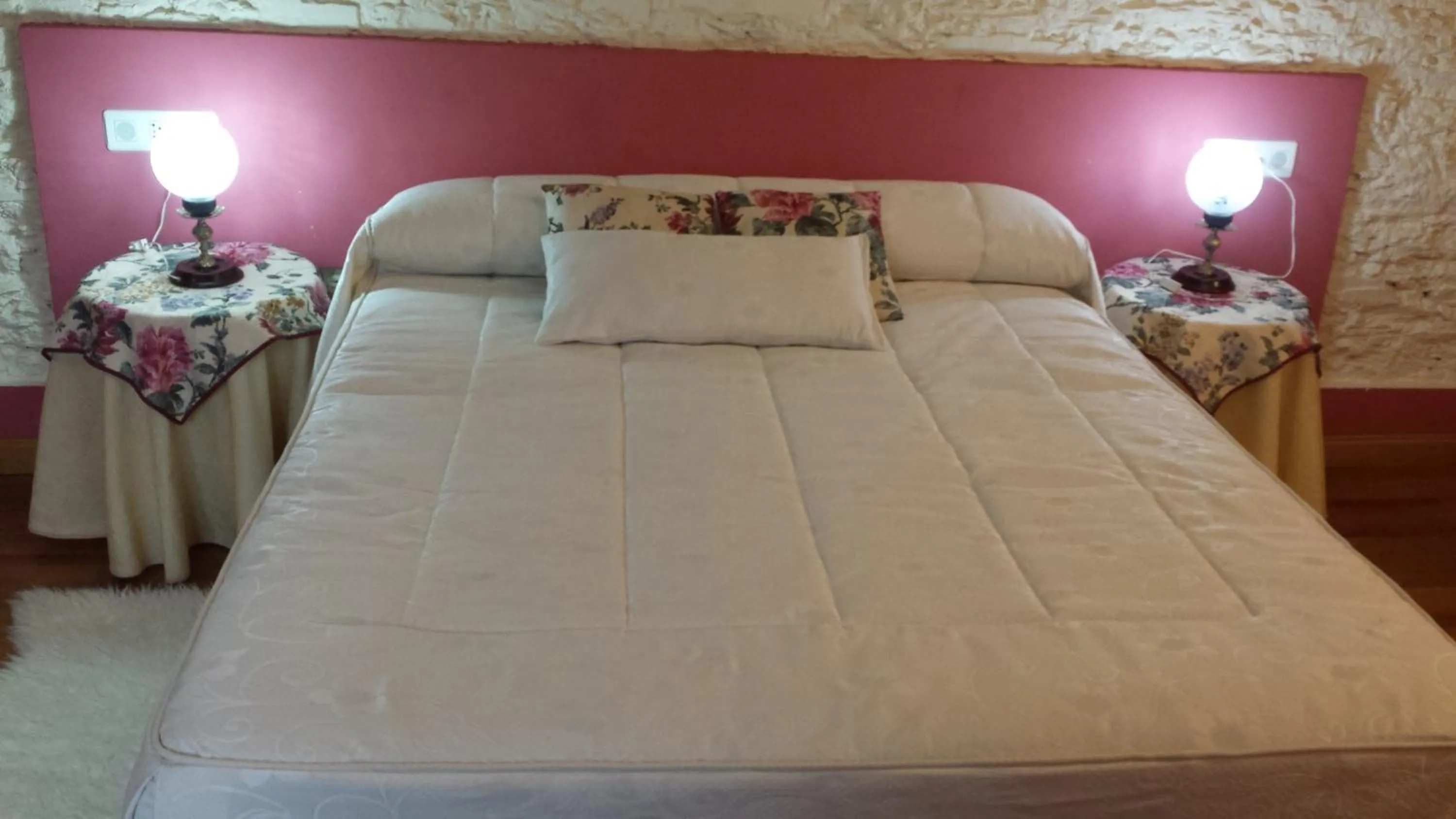 Bed in Posada de Los Aceiteros