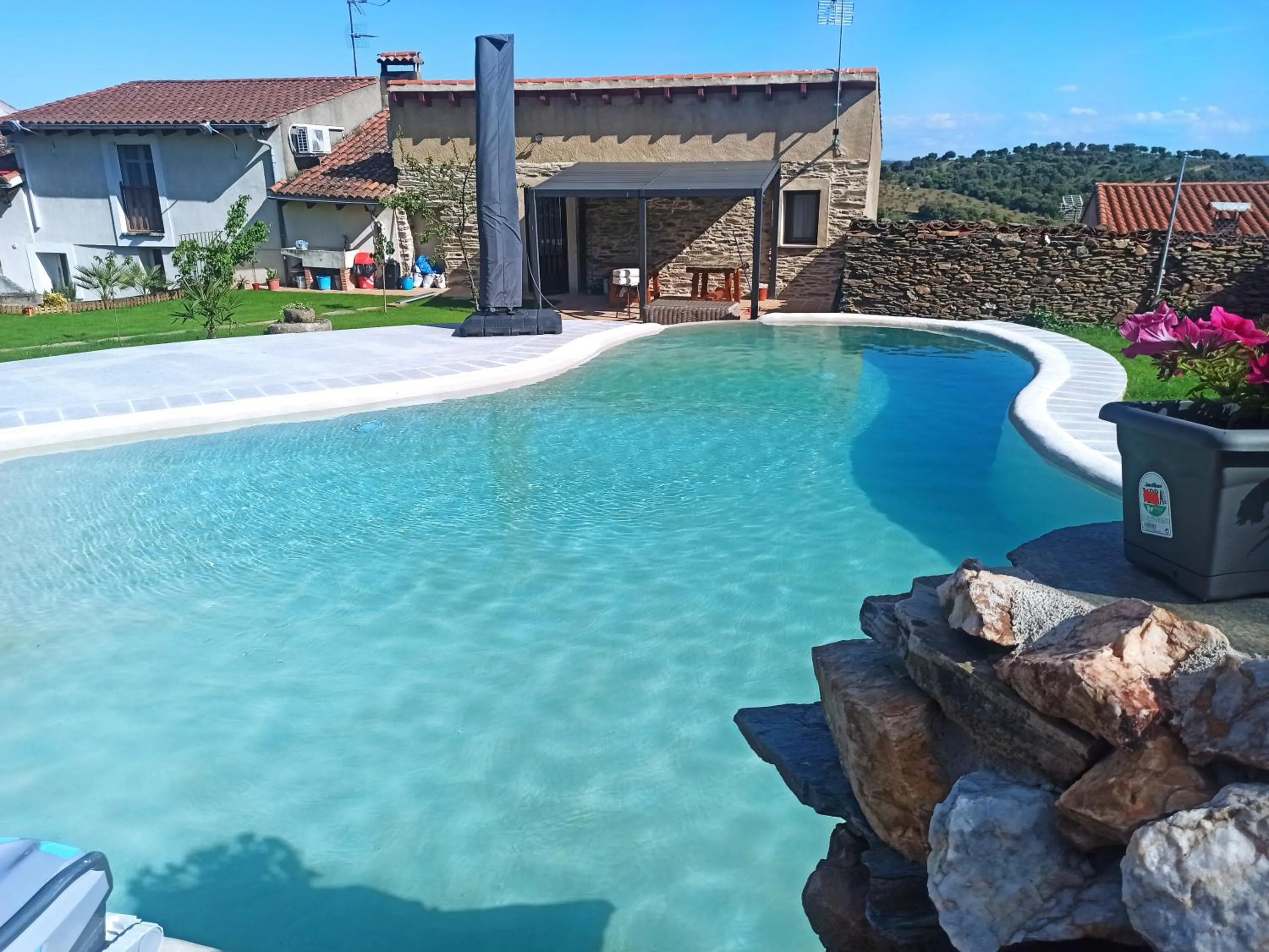Swimming pool in Posada de Los Aceiteros