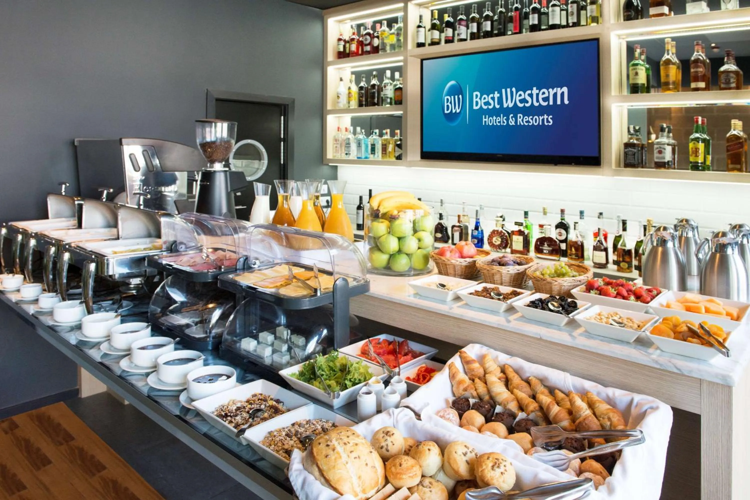 Restaurant/places to eat in Best Western Kutaisi City Center