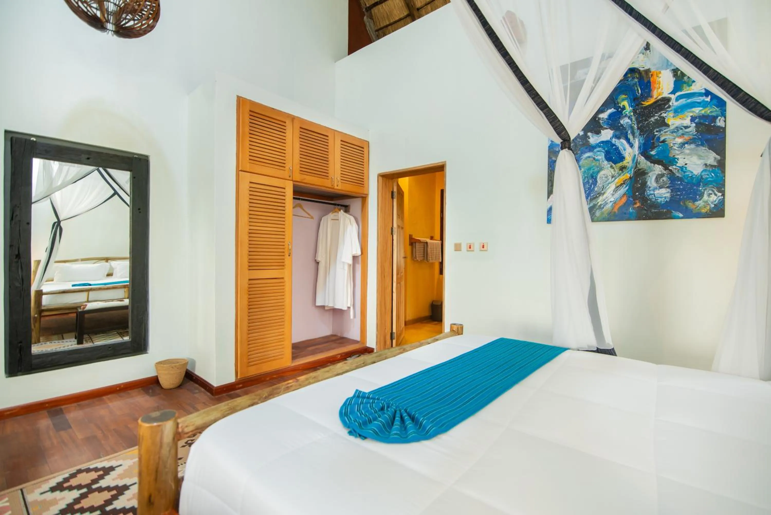 Bedroom, Bed in Buffalo Safari Lodge