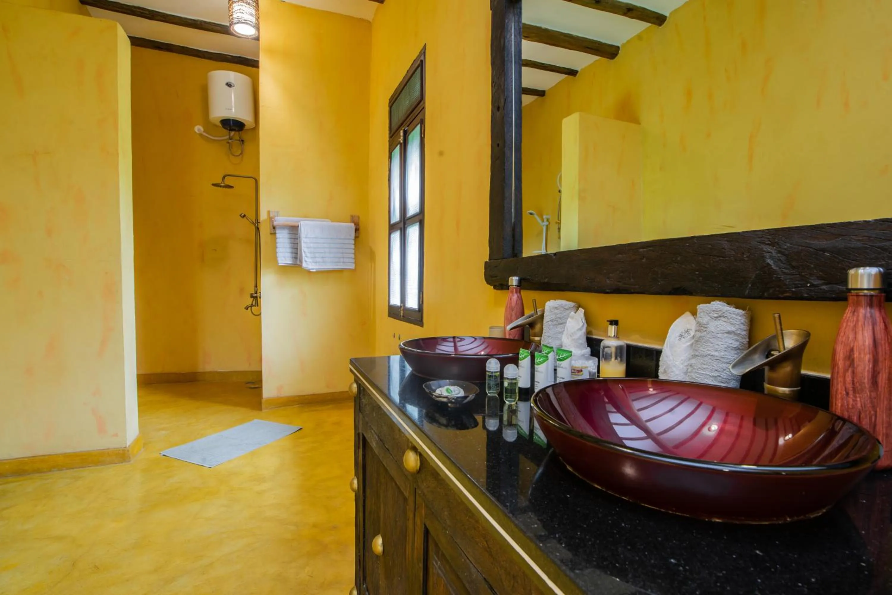 Bathroom in Buffalo Safari Lodge